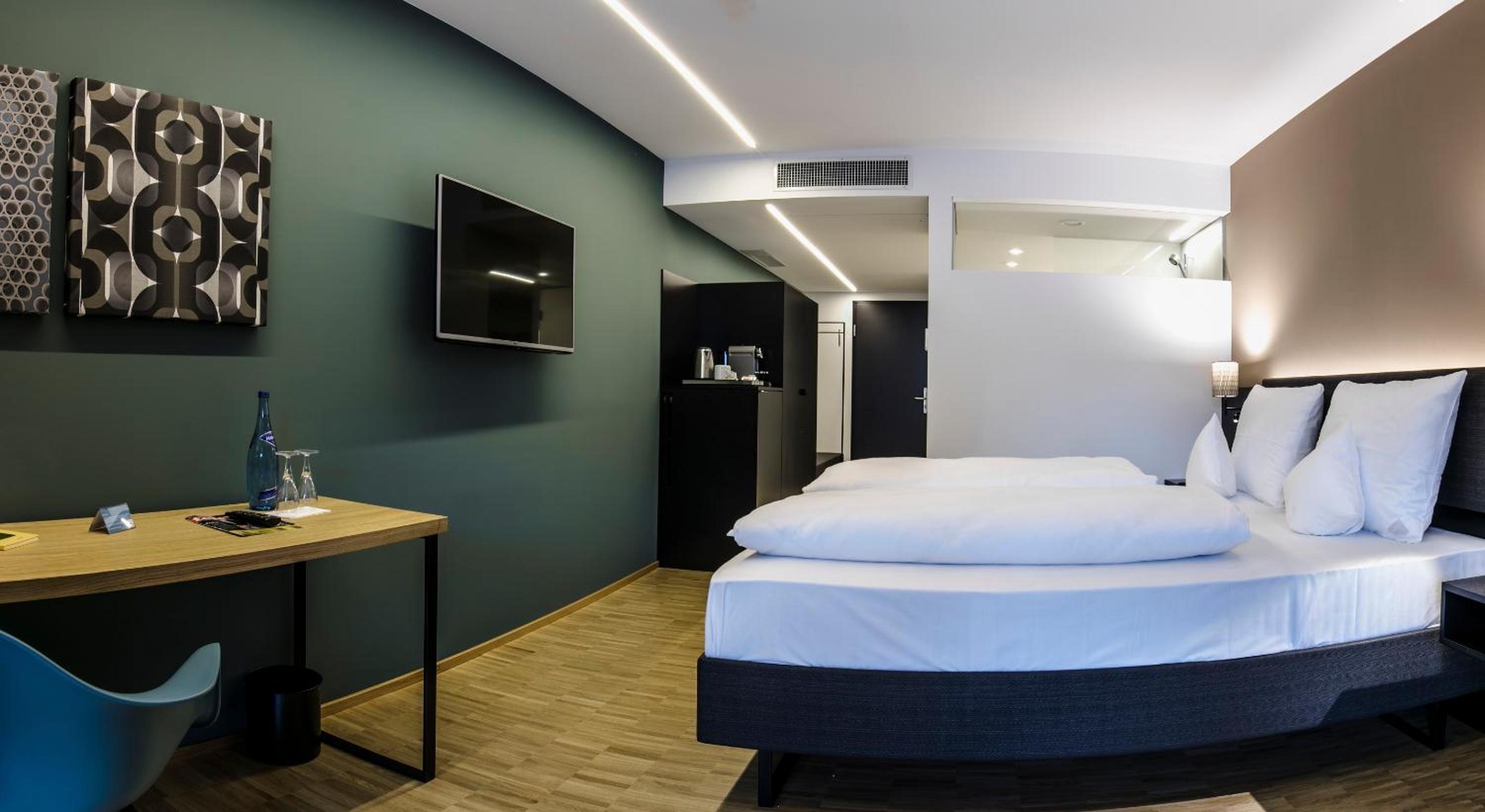 Business Double Room - Photo 5