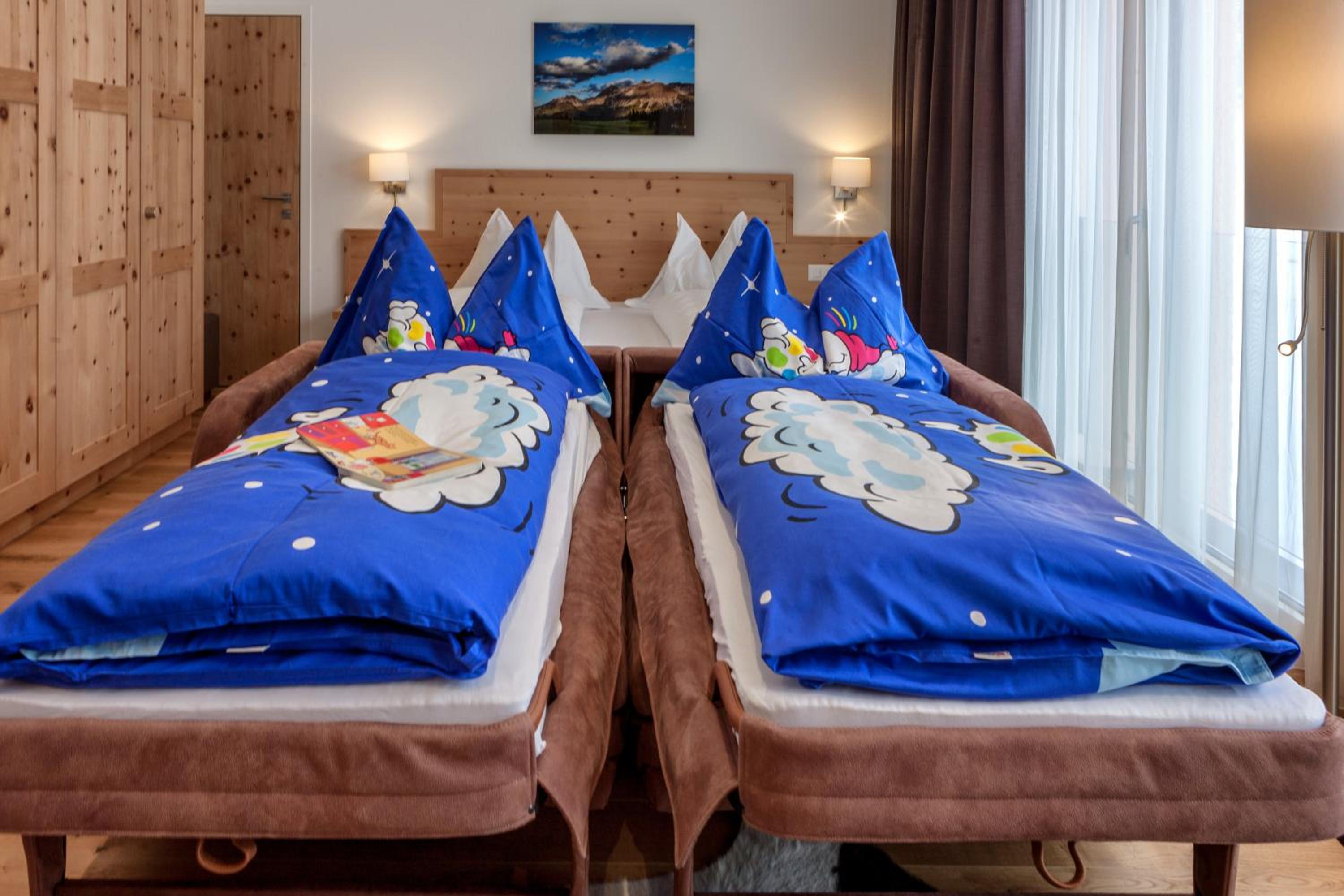 Alpine Family Room - Photo 4