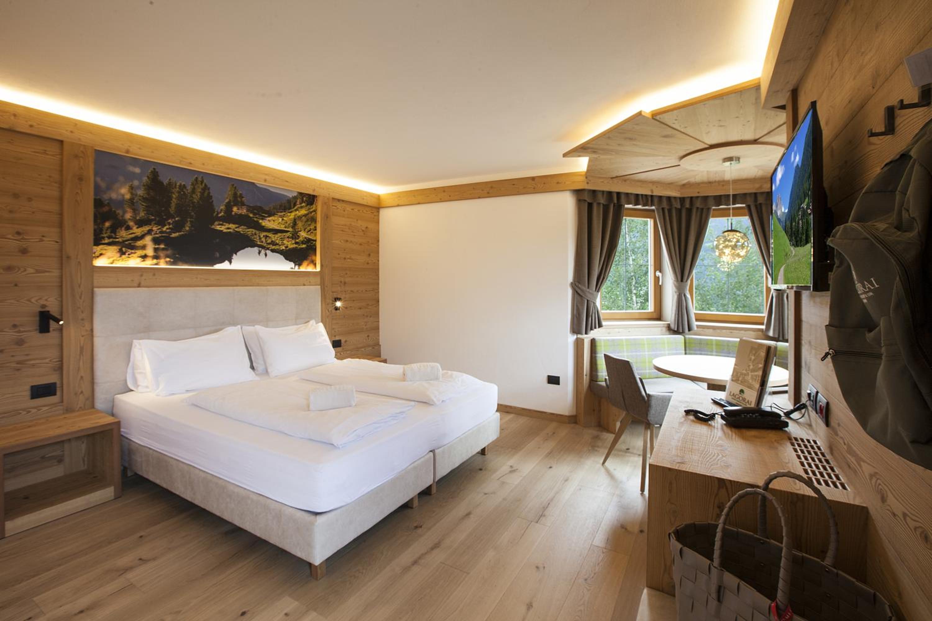 Junior Suite with Garden View - Photo 1