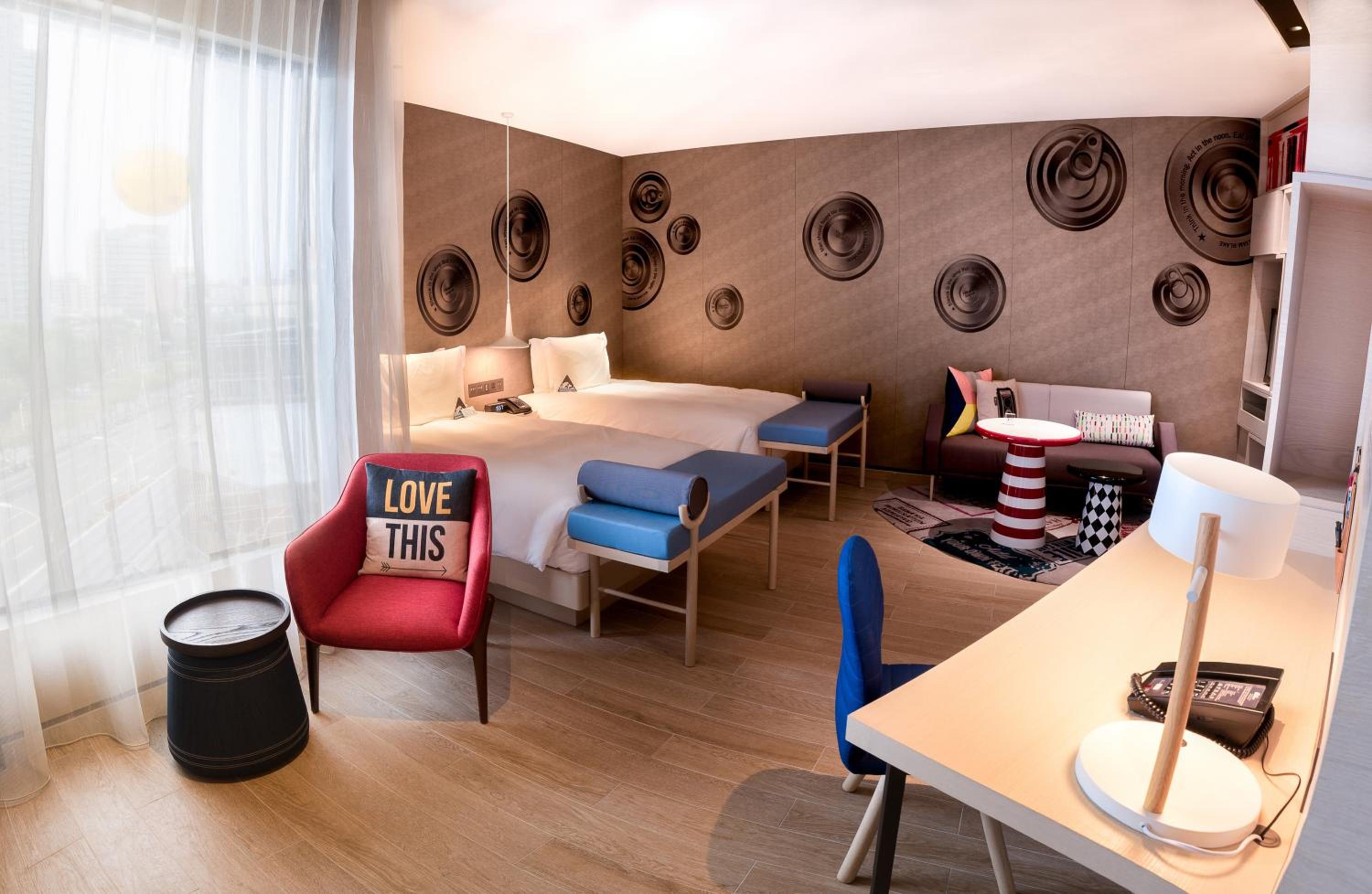 Standard Twin Room with City View