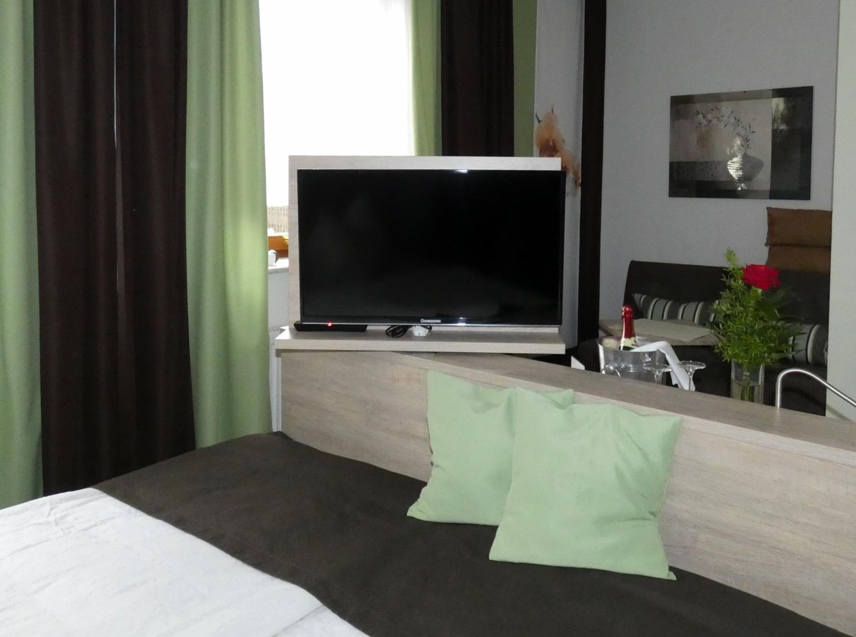 Double Room - Photo 4
