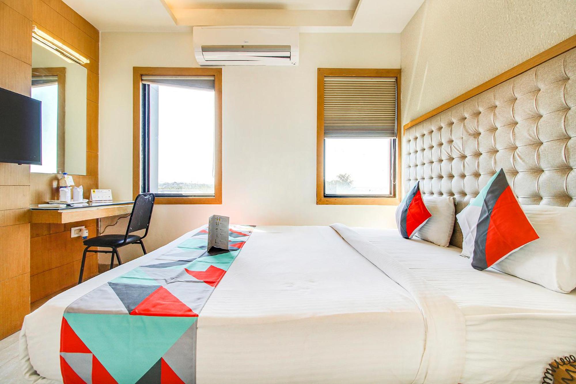 Deluxe Double Room photo 2