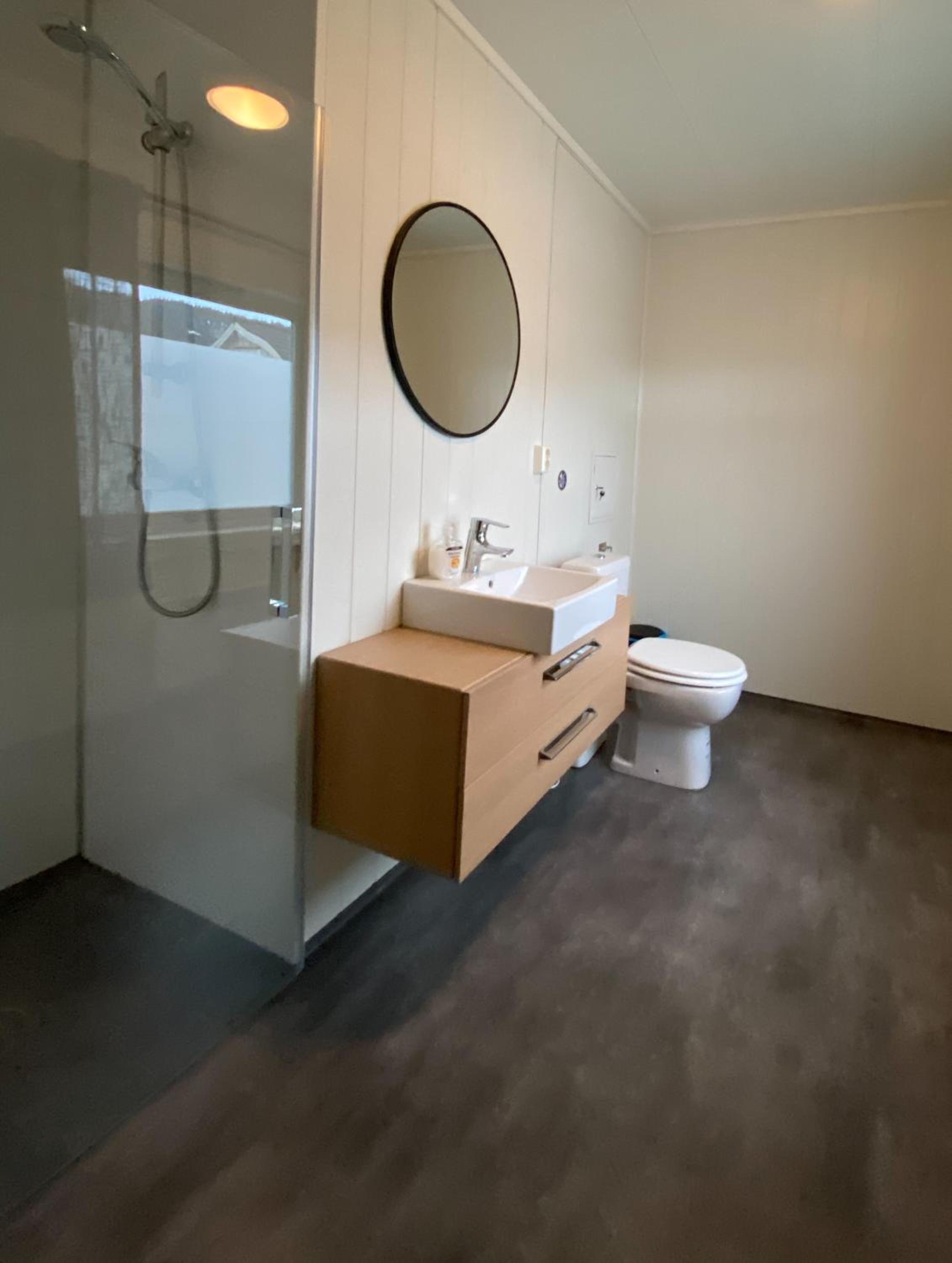 Double Room - Photo 18