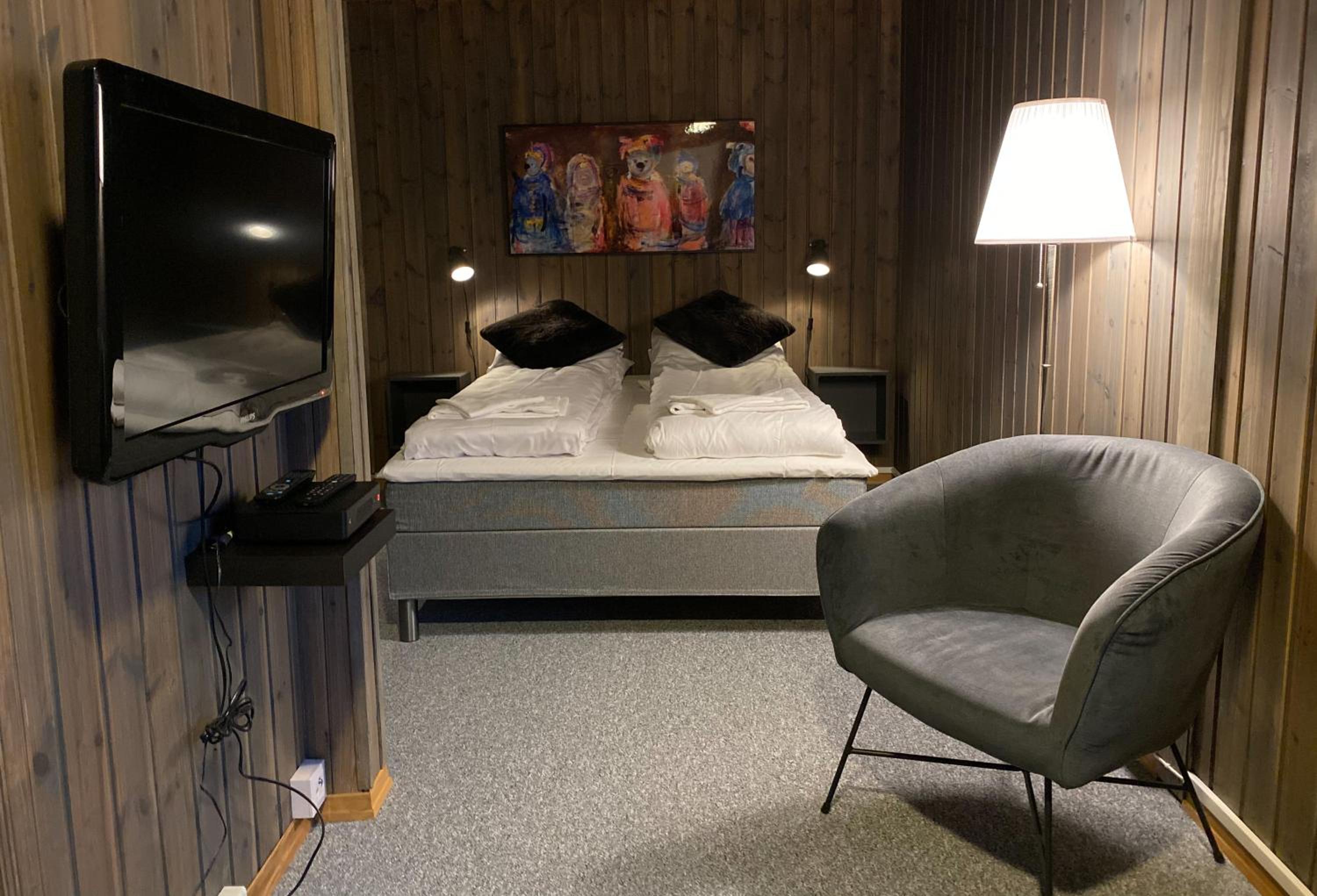Double Room - Photo 17