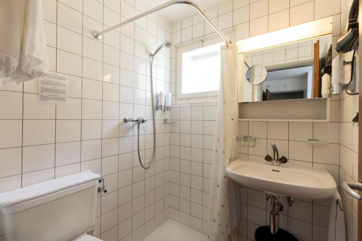 Triple Room - Photo 2