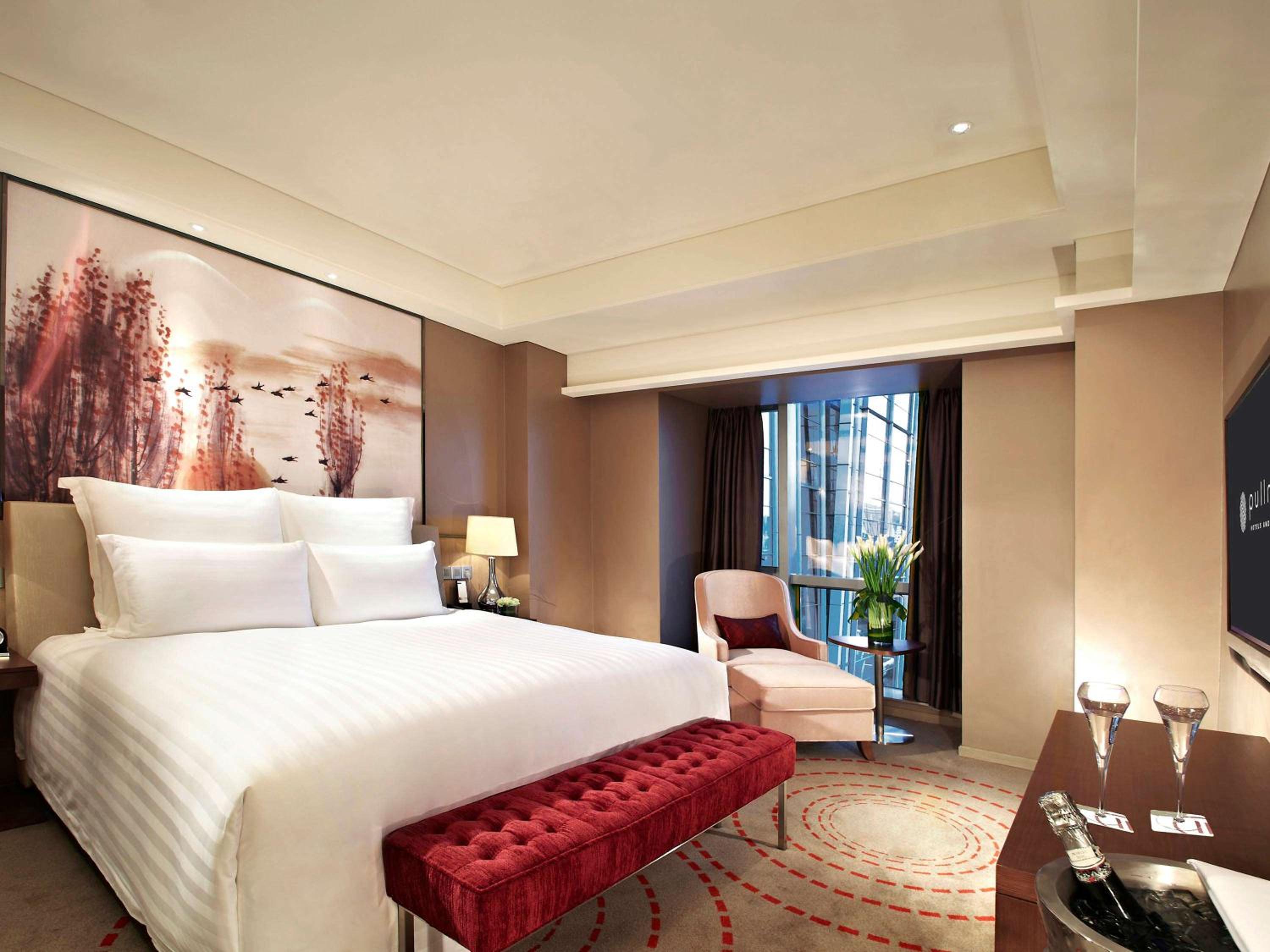 Deluxe Suite - Photo 6