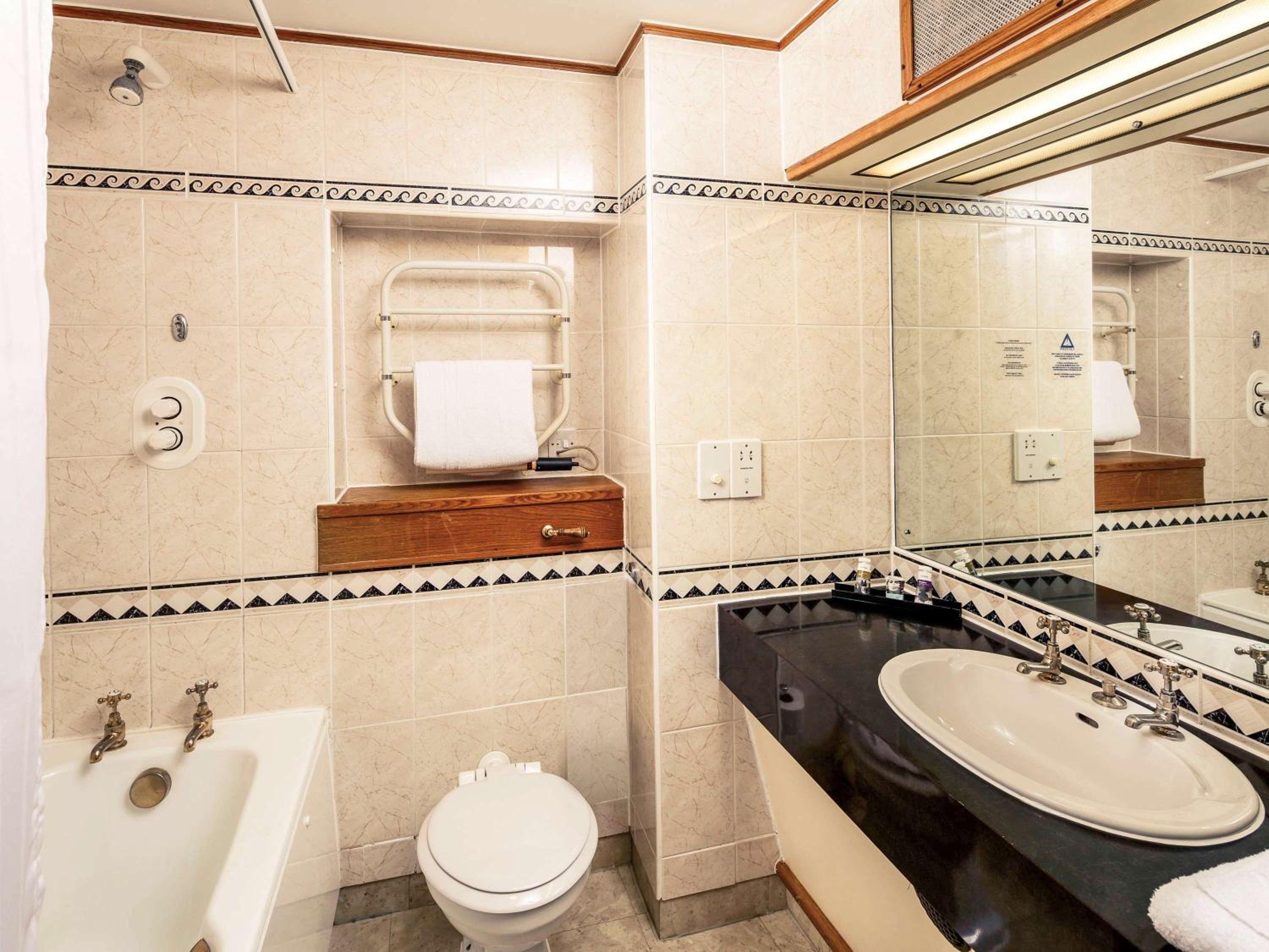 Classic Double Room - Photo 8