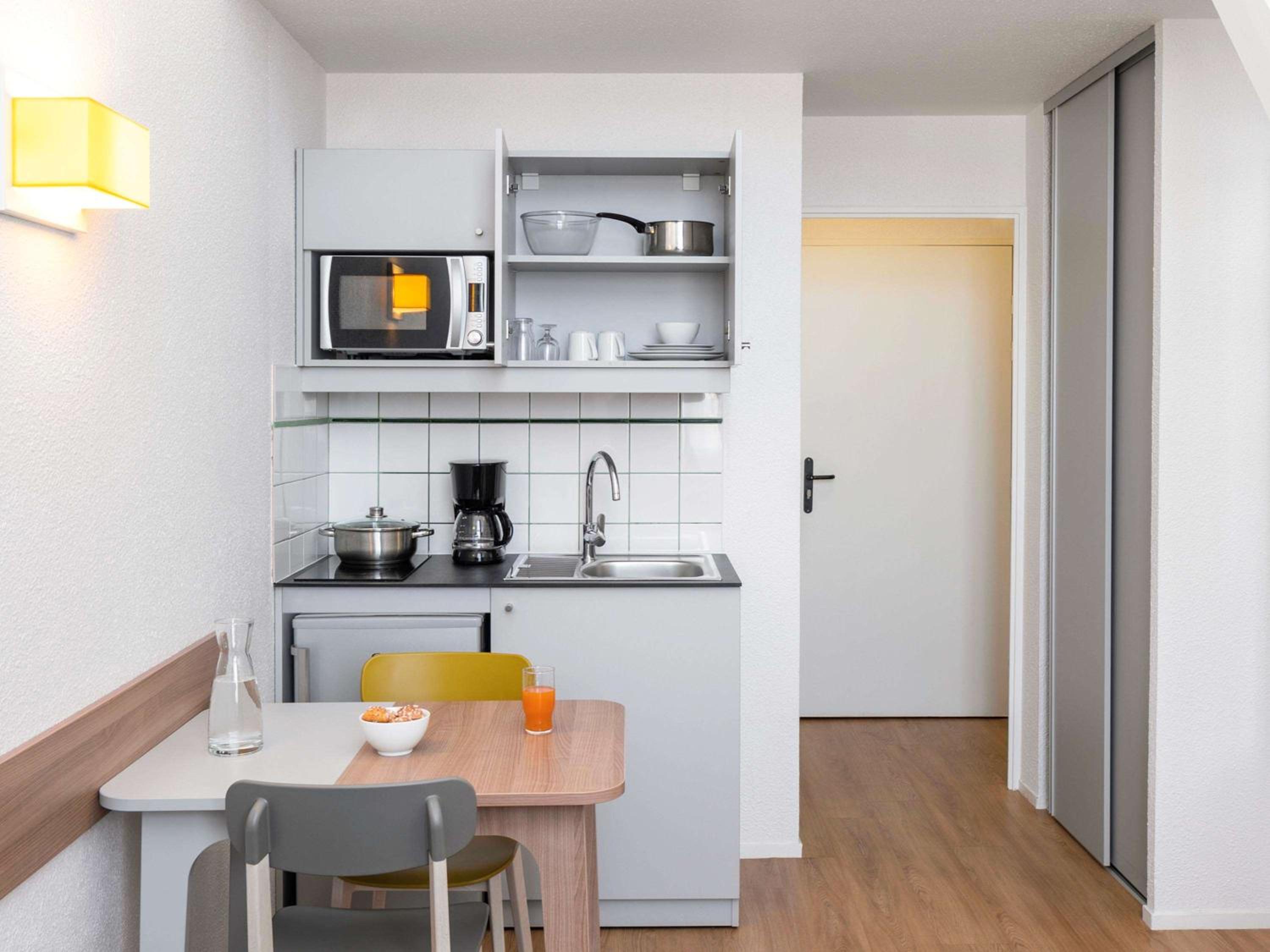 Studio (2 Adults) - Photo 2