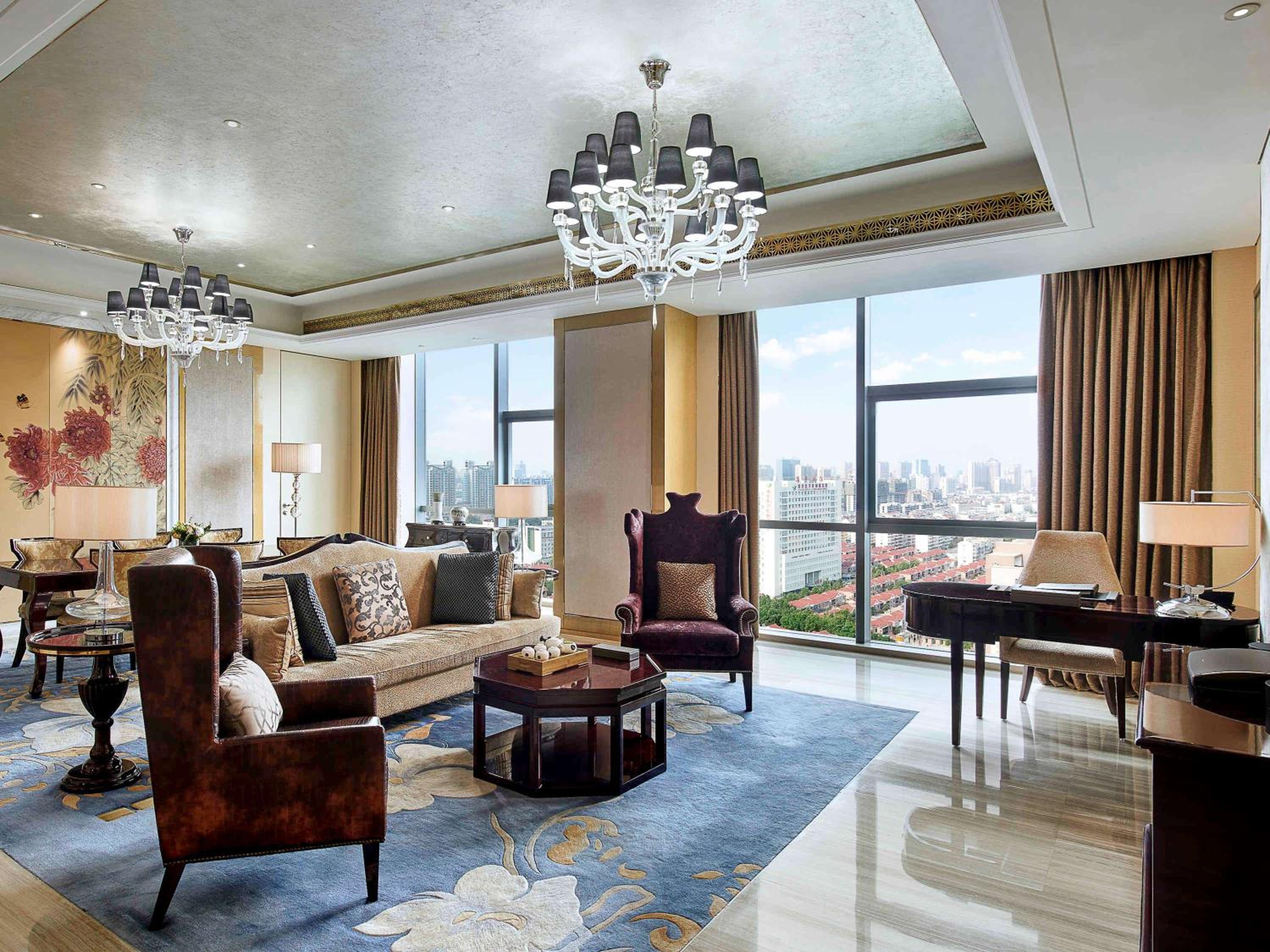 Executive King Suite