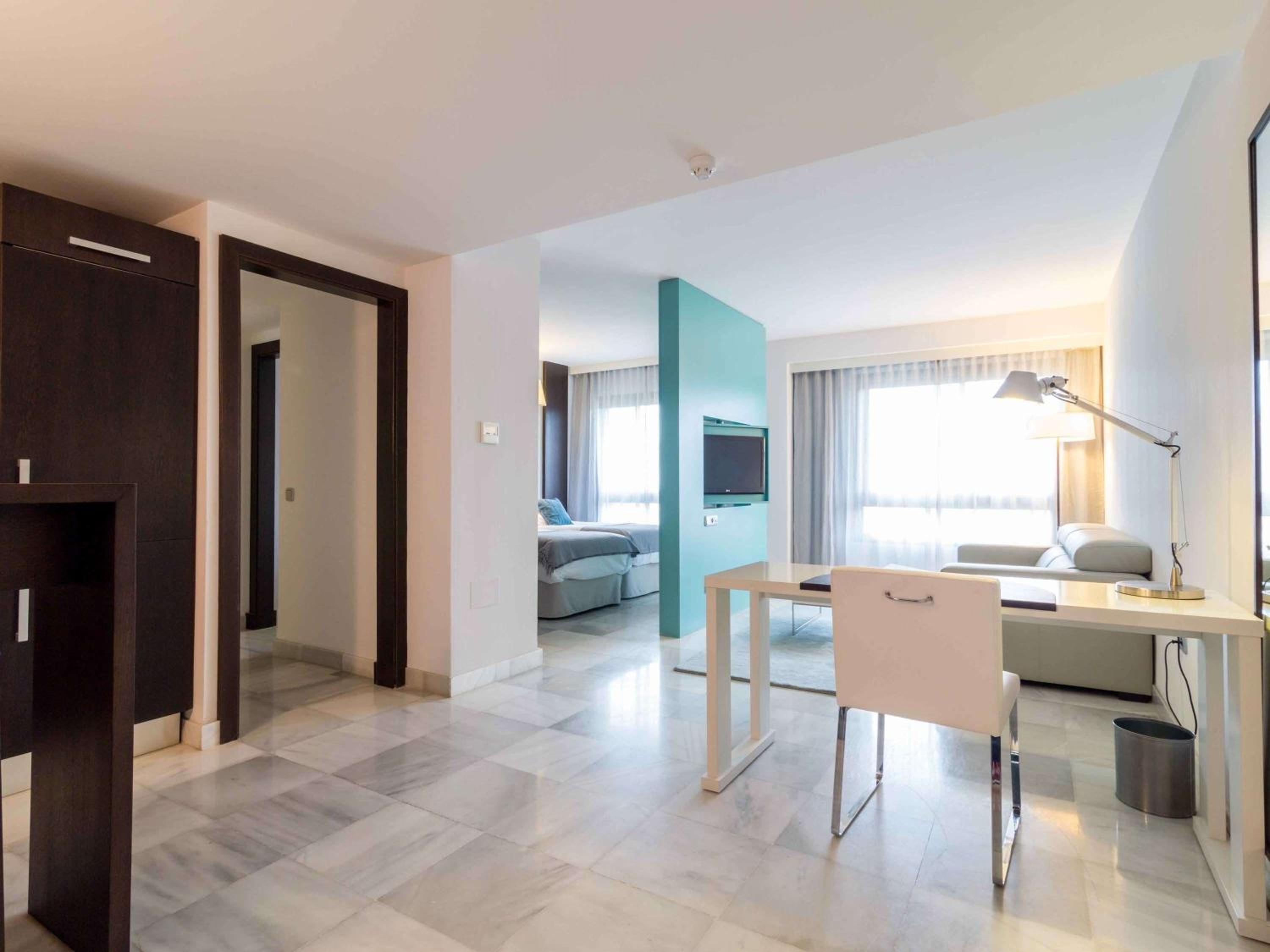 One-Bedroom Apartment - Photo 1