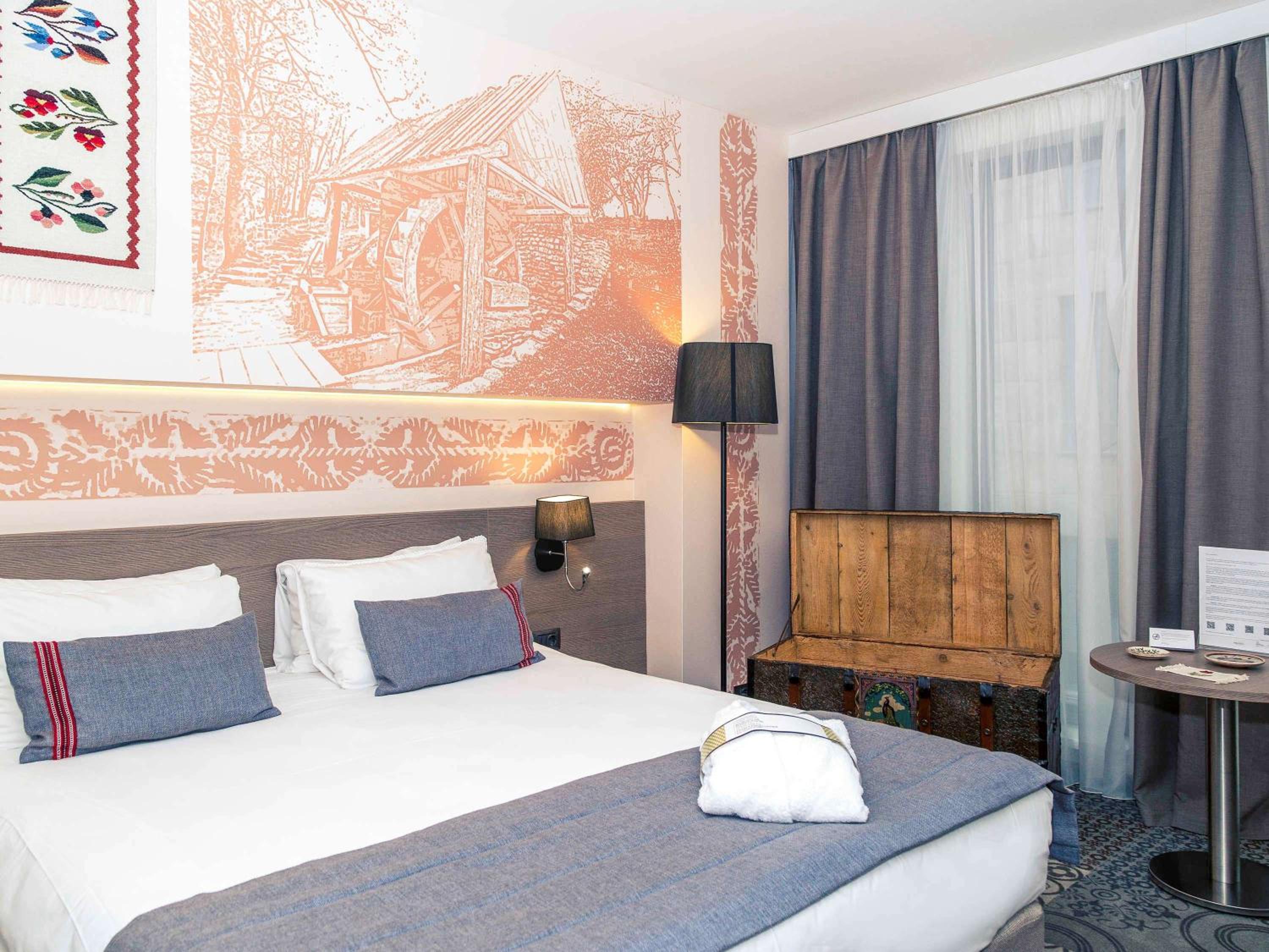MyRoom : A Glimpse of Romania