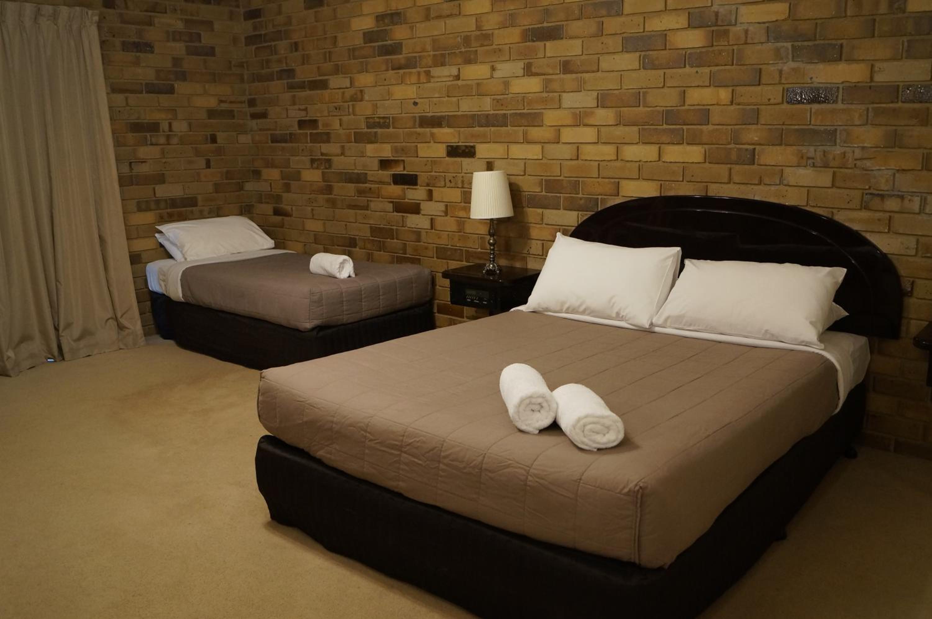 Twin Suite with Lake View photo 1