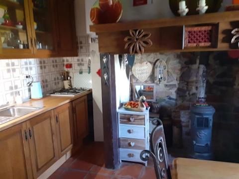 Two-Bedroom House - Photo 4