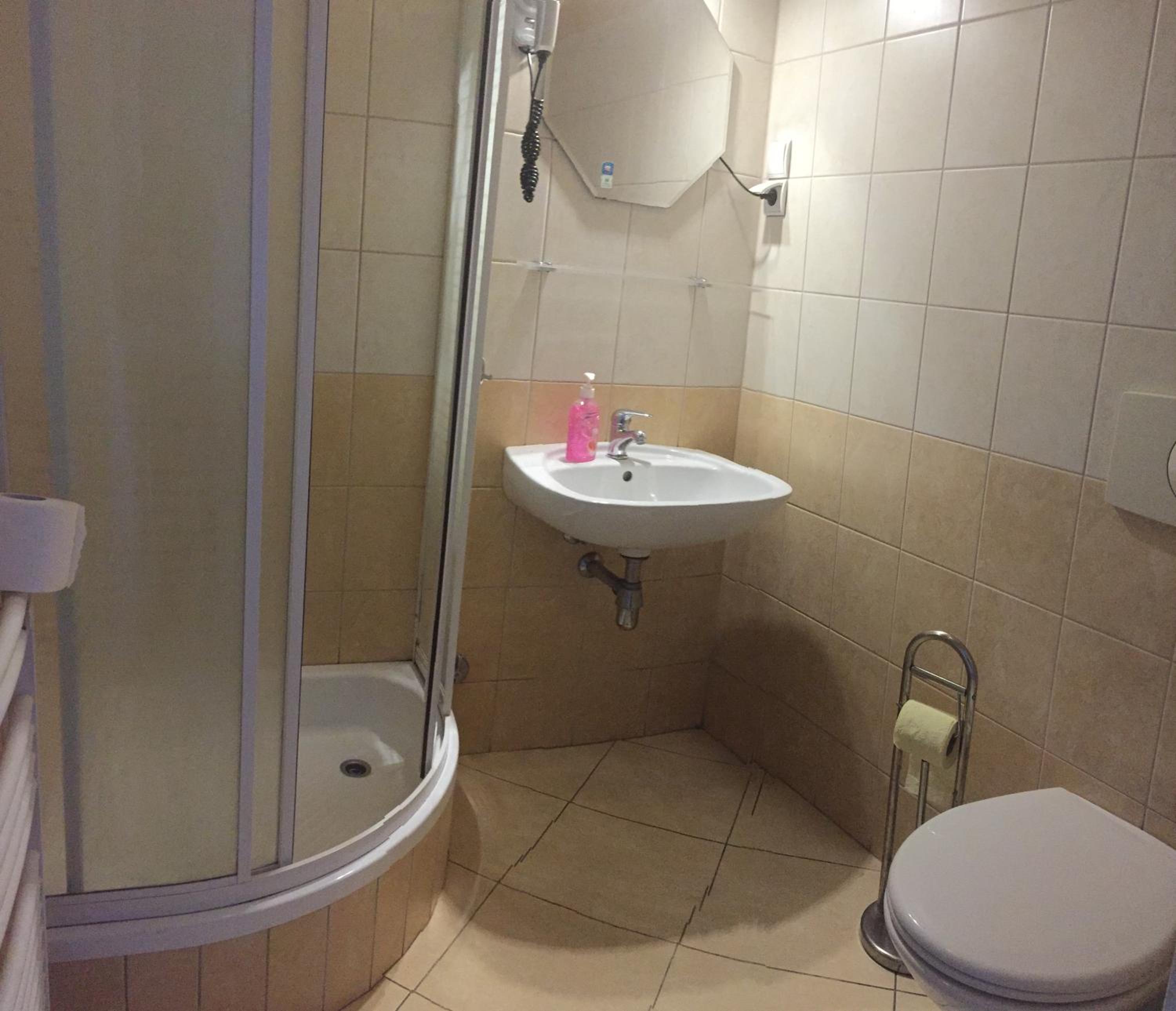 Triple Room - Photo 5
