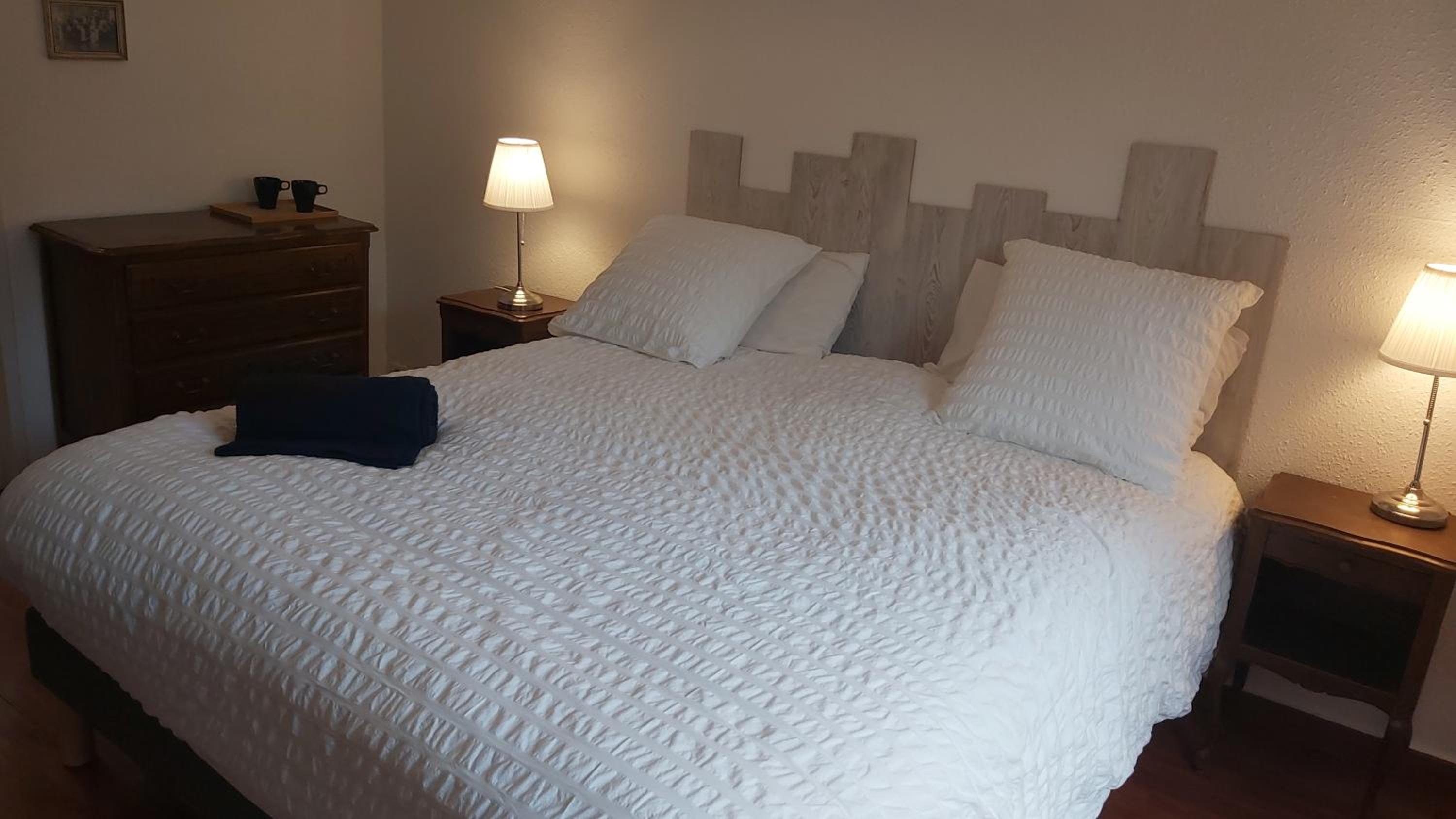 Small Double Room - Photo 5