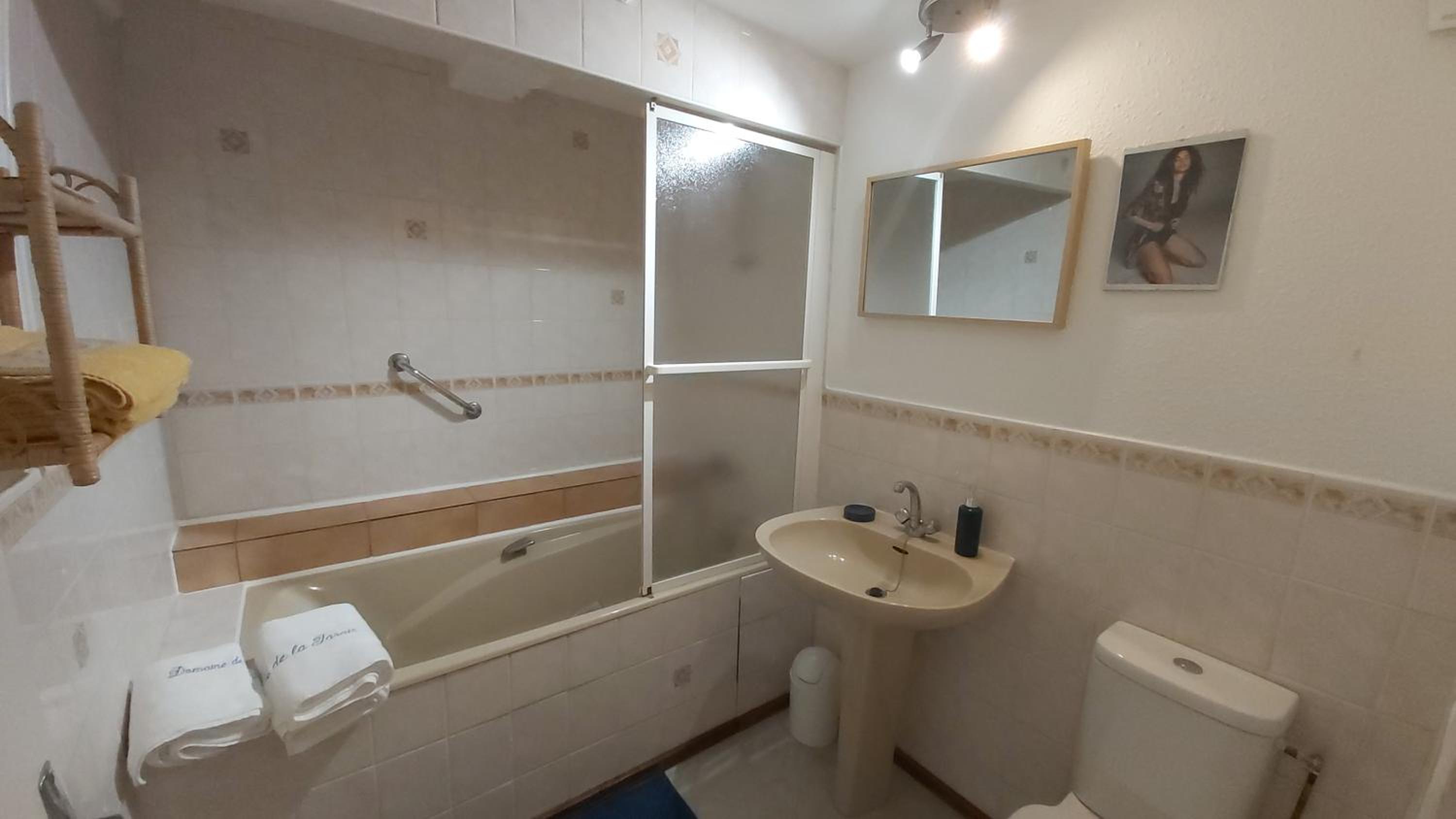 Family Suite - Photo 9