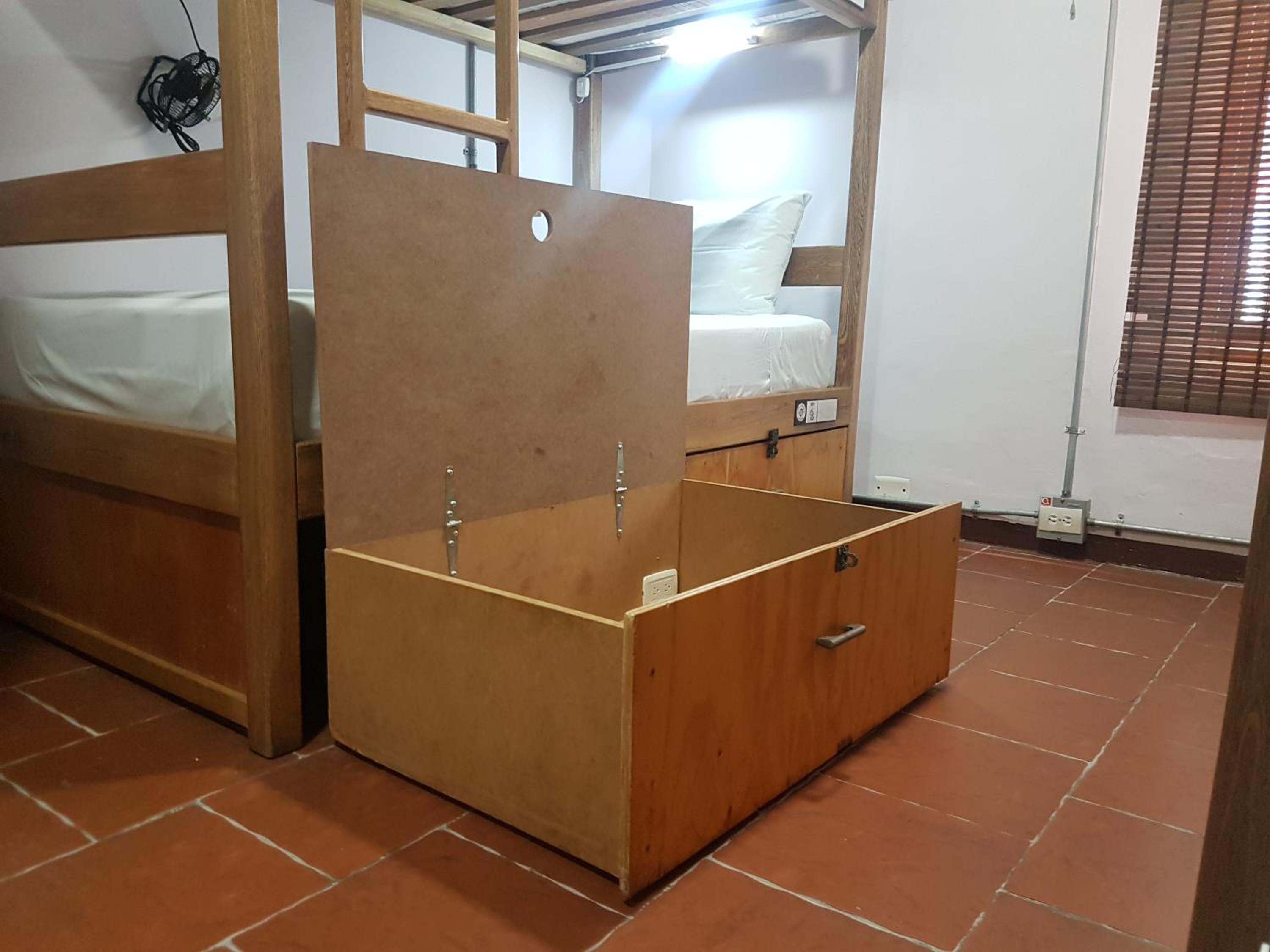 Single Bed in Dormitory Room photo 2