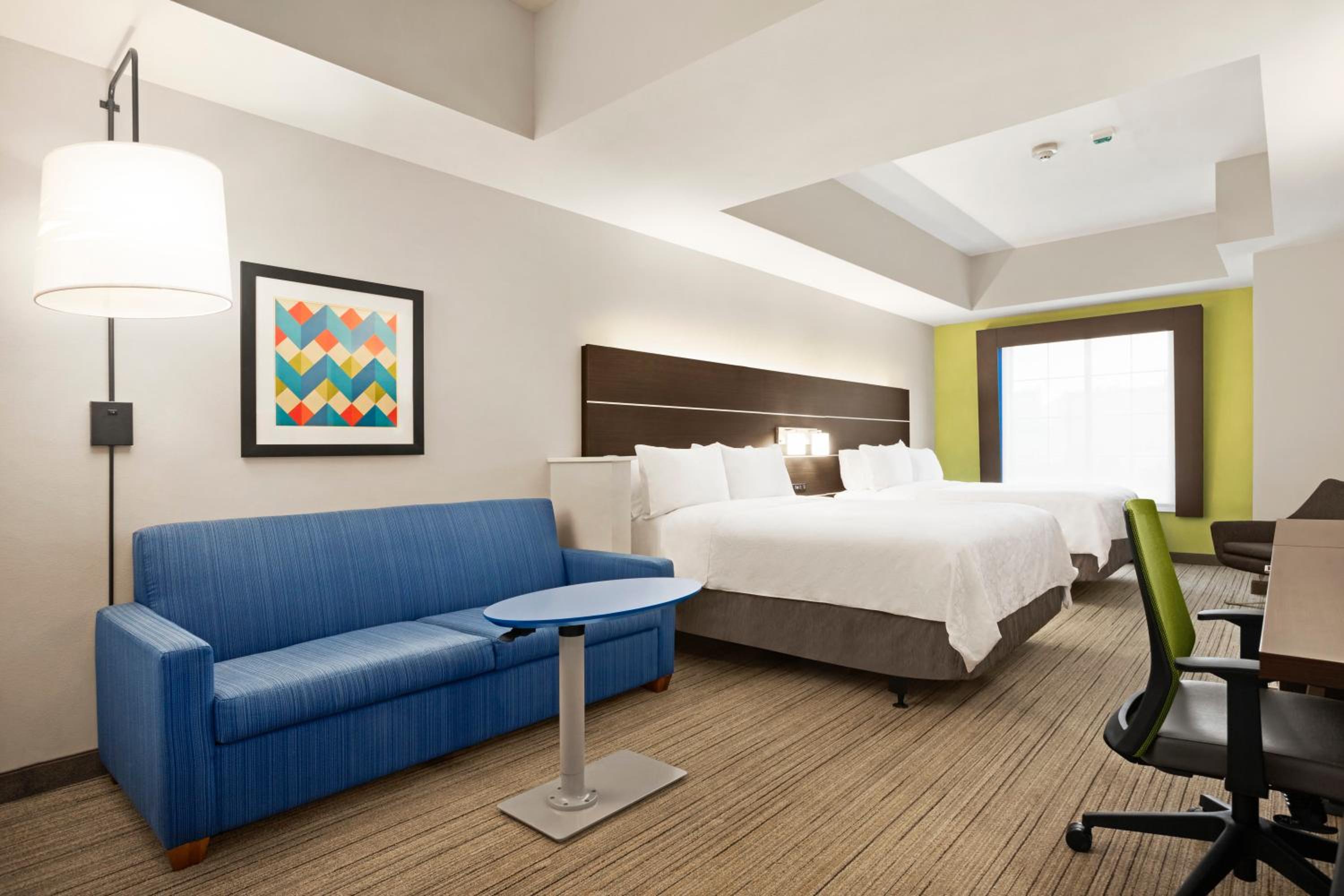 Queen Room with Two Queen Beds and Roll-In Shower - Communications Access - Photo 1