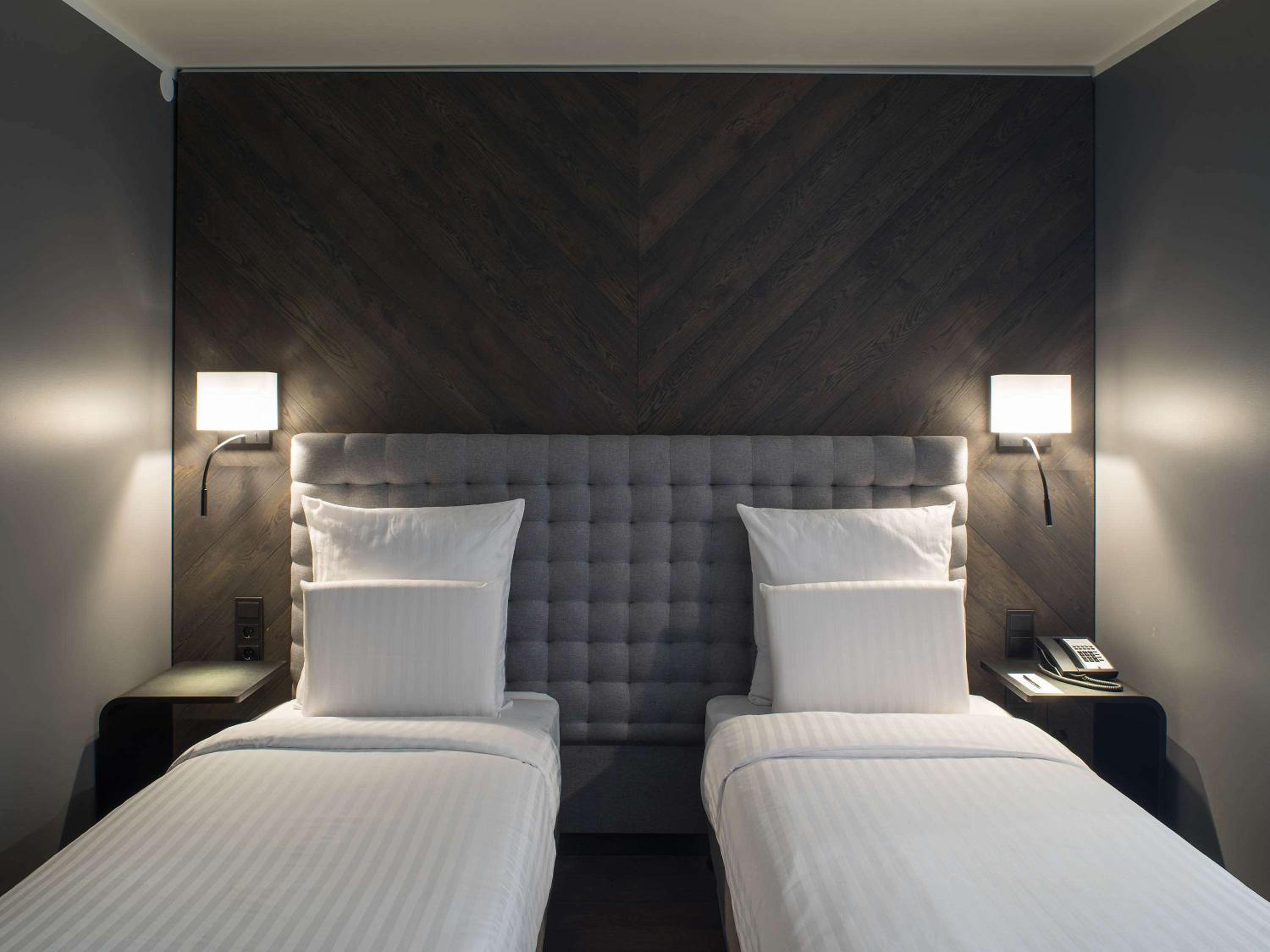 Deluxe Room - Photo 1