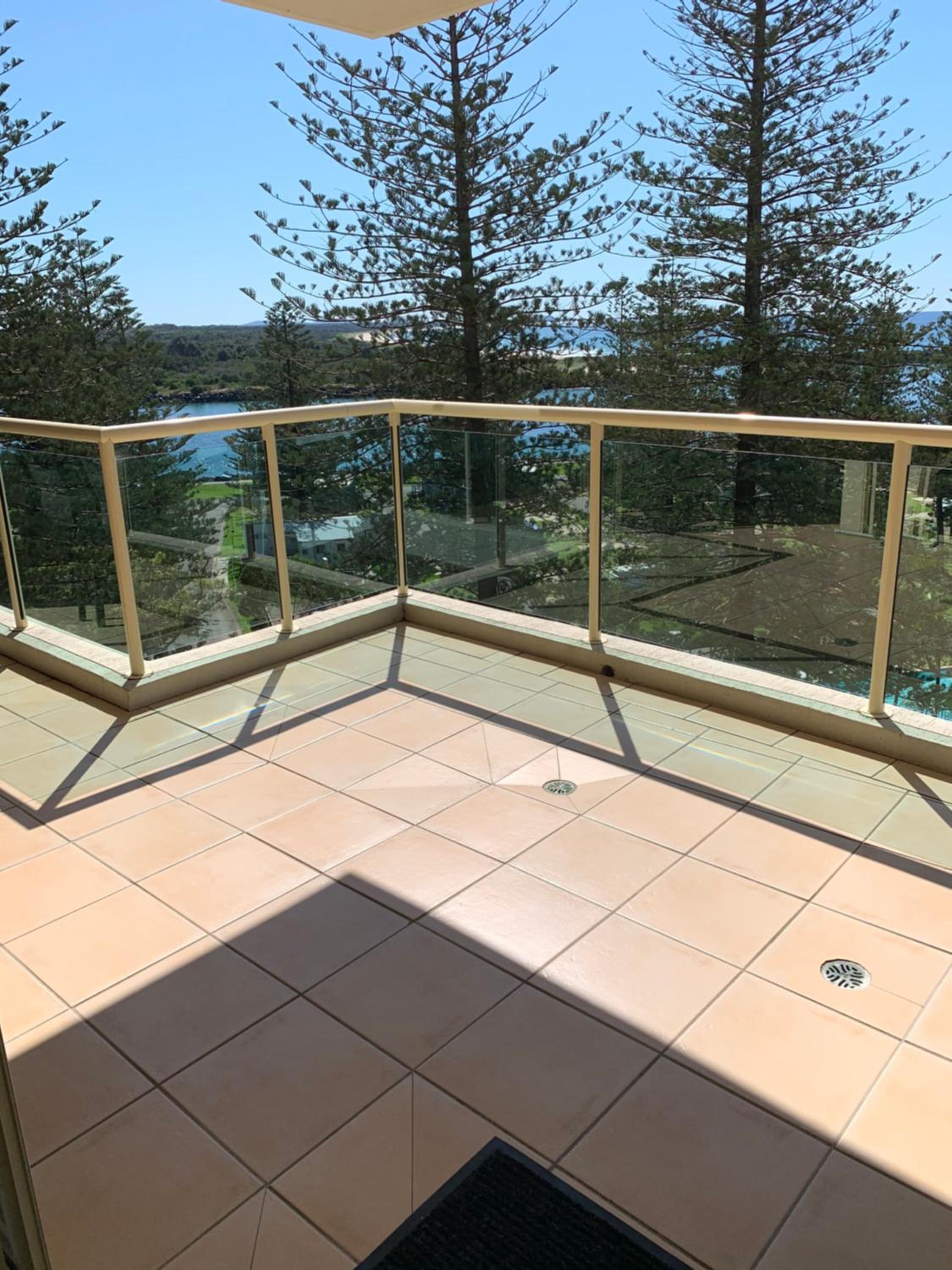 Two Bedroom Accessible Water View Apartment photo 2