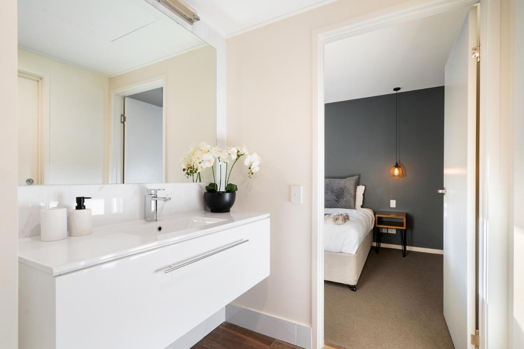 Two-Bedroom Apartment - Photo 12