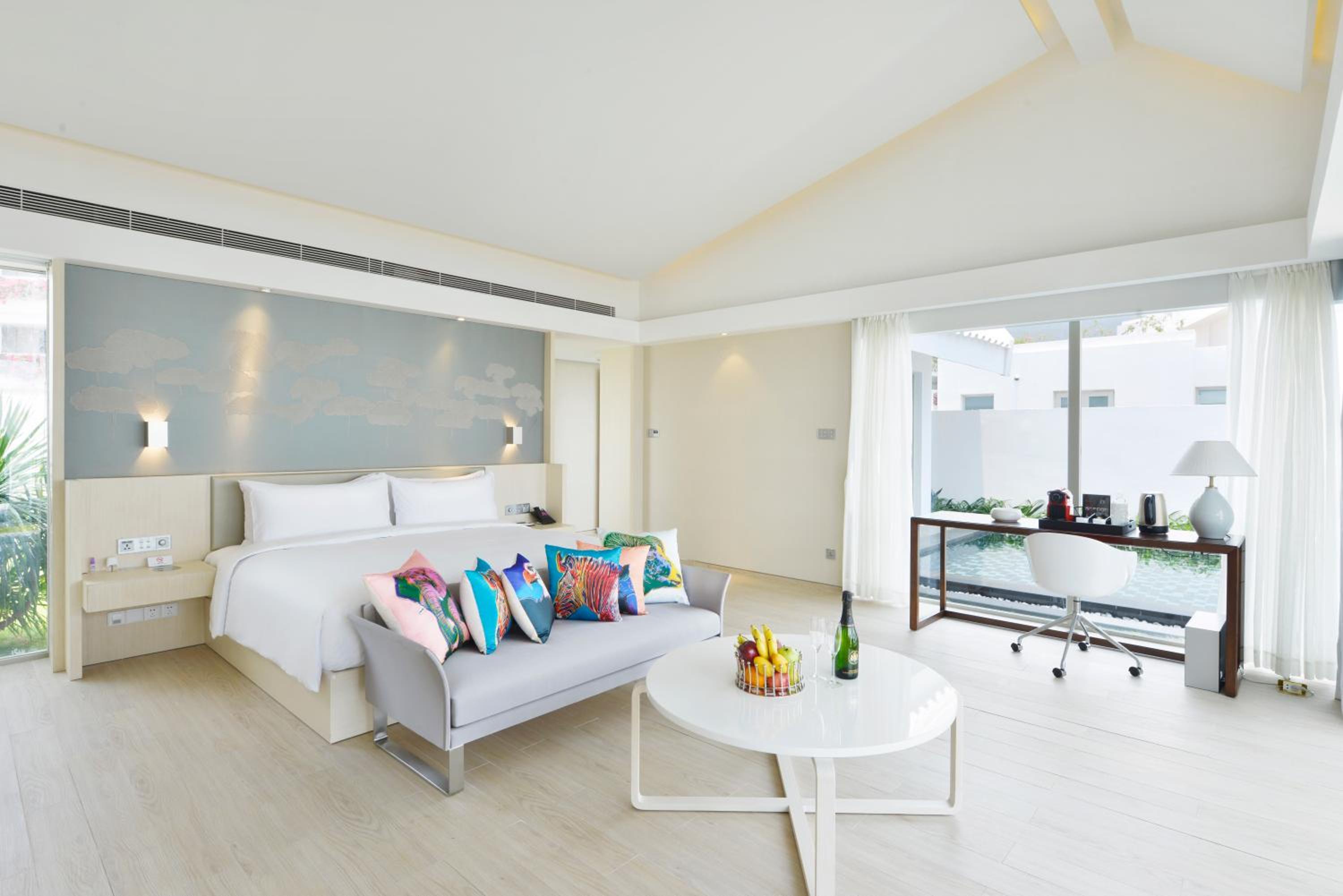 Ocean View Pool Villa With King Bed (Free Welcome Fruit On The First Check In Day)
