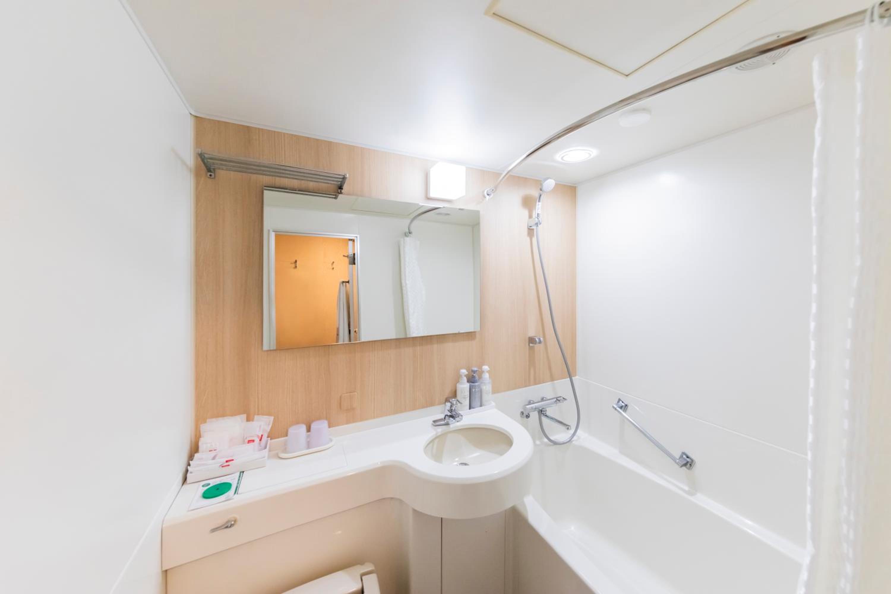 Standard Single Room - Non-Smoking - Photo 8