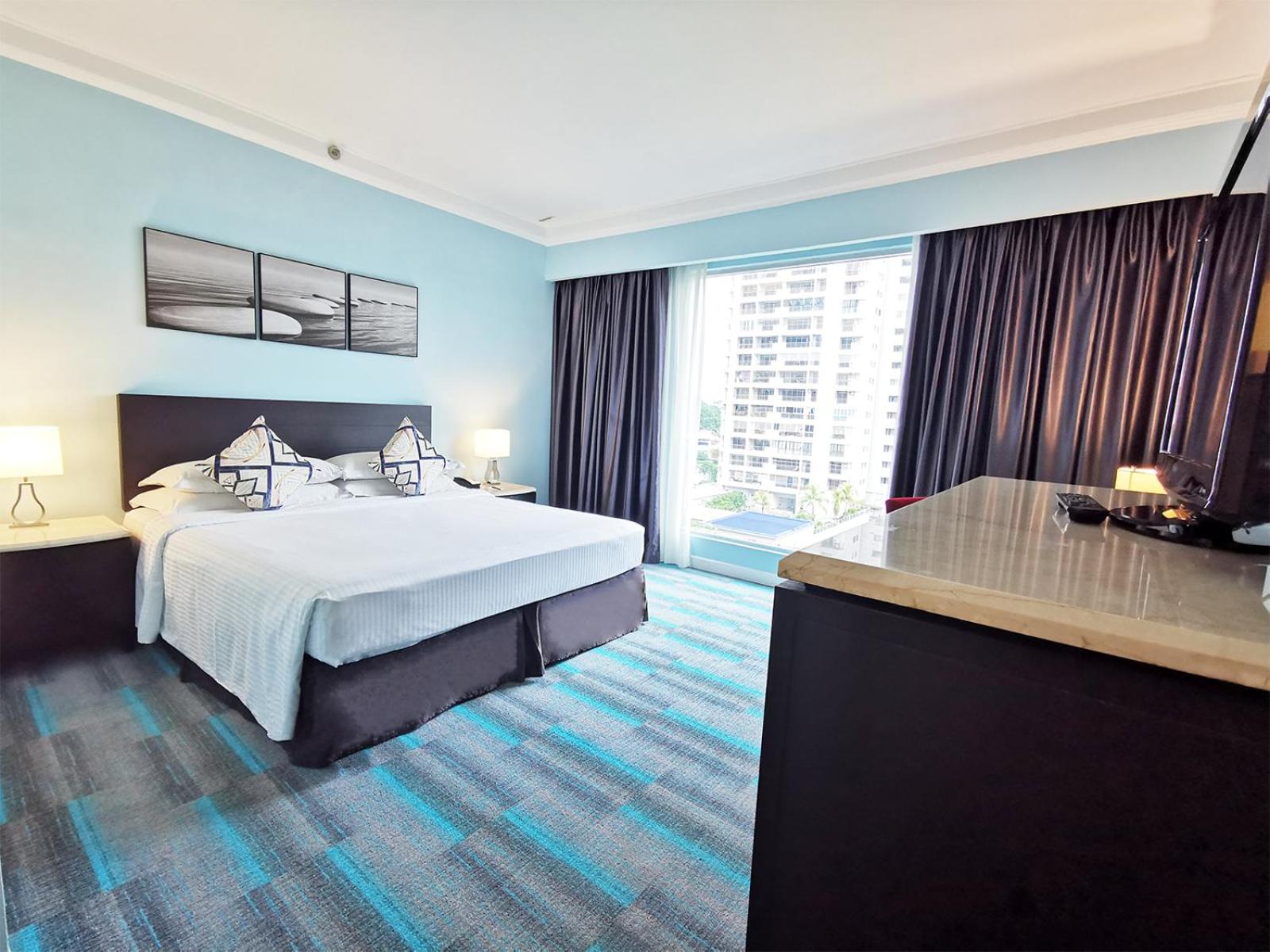 Deluxe King Room Deluxe King Room