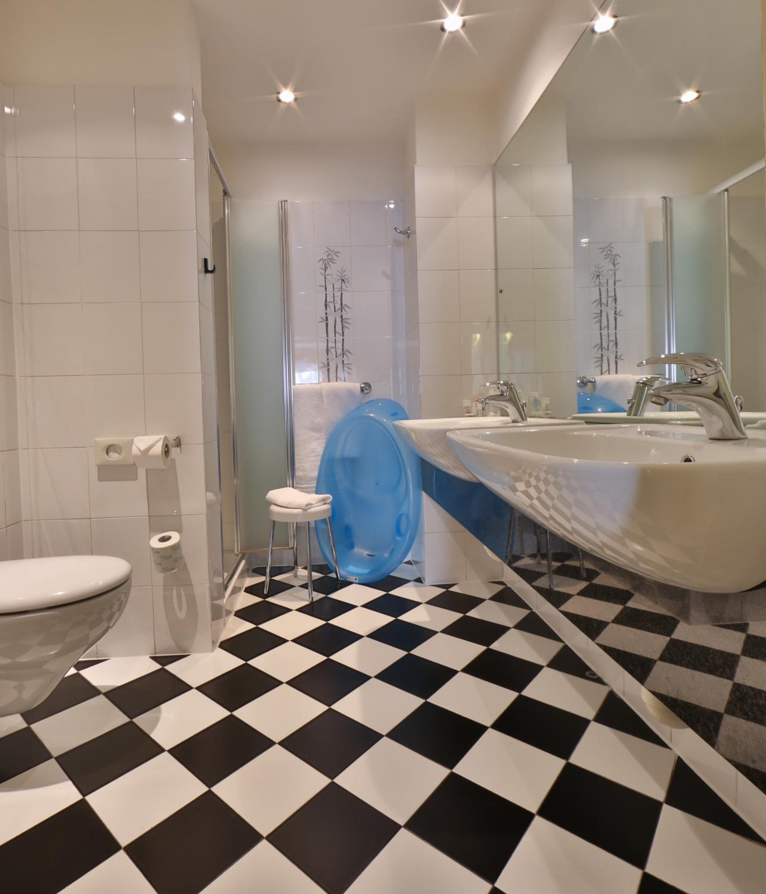 Family Queen Room - Photo 5