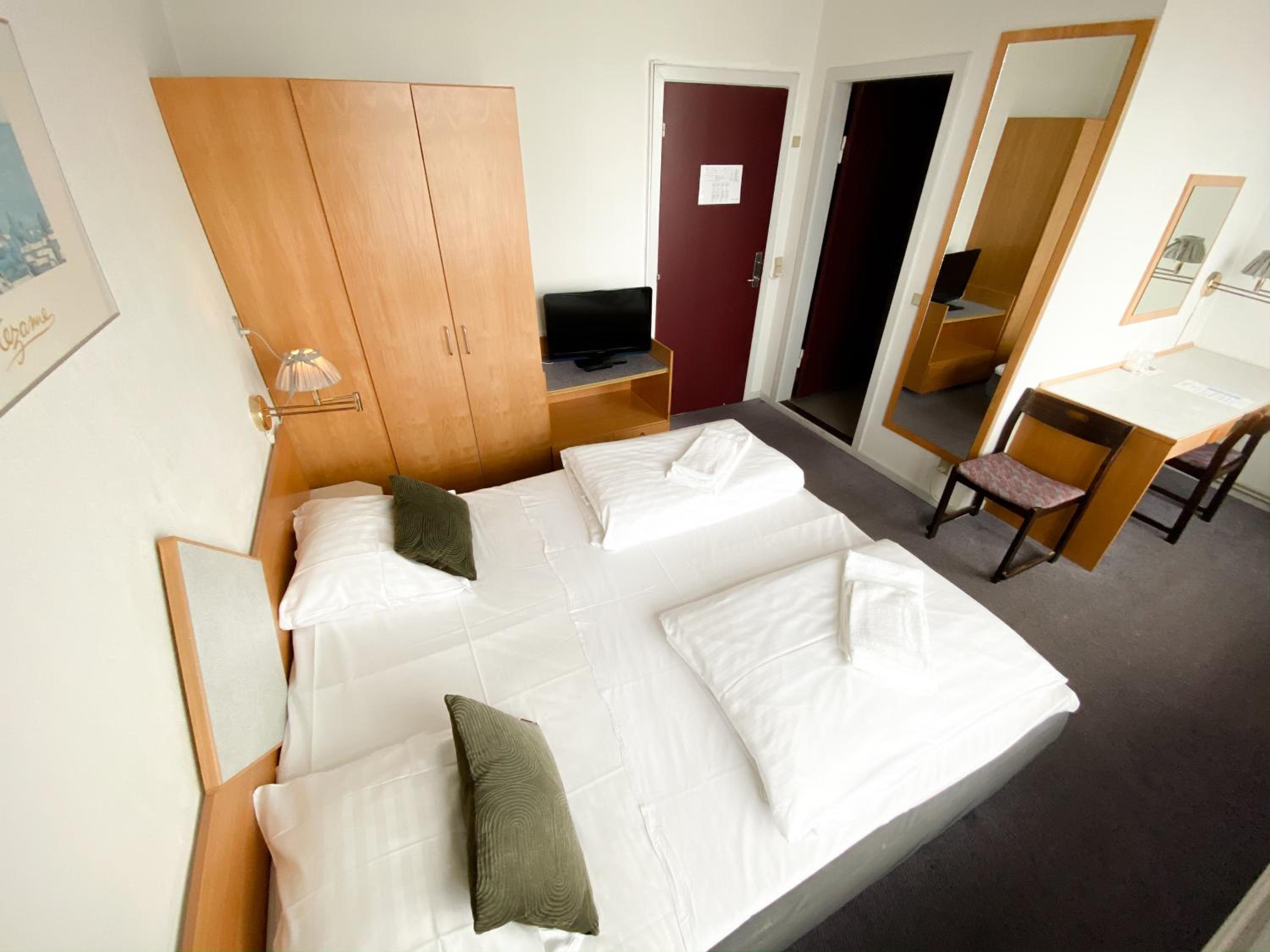 Double Room photo 3