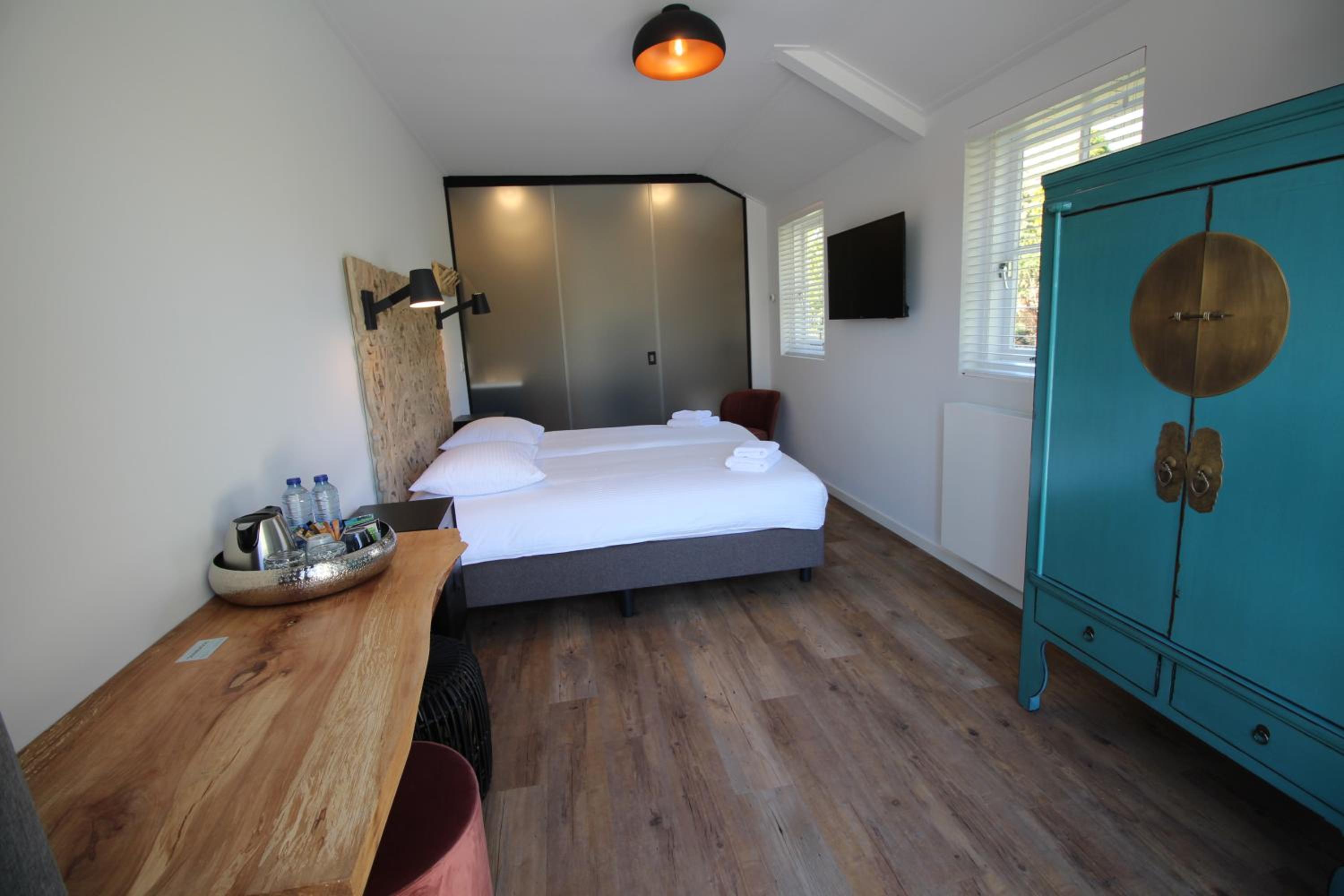 Comfort Twin Room - Photo 19