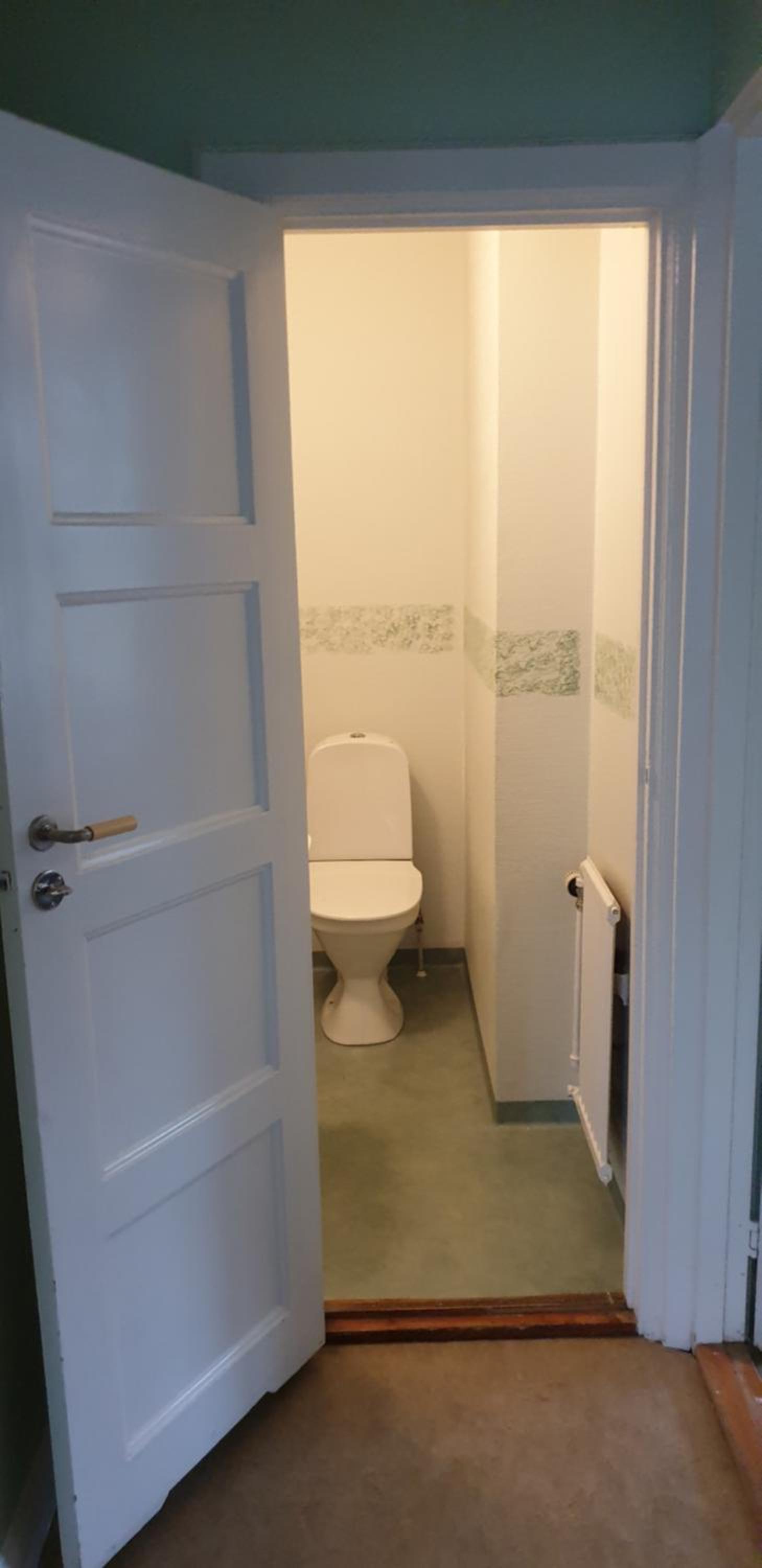 Family Room with Private Bathroom - Photo 1
