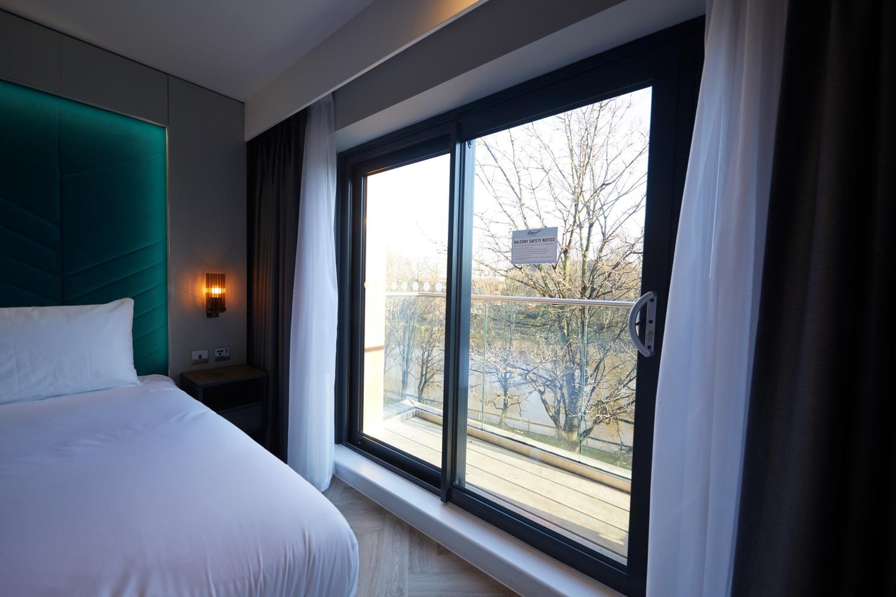 Loft Suite with View - Photo 4
