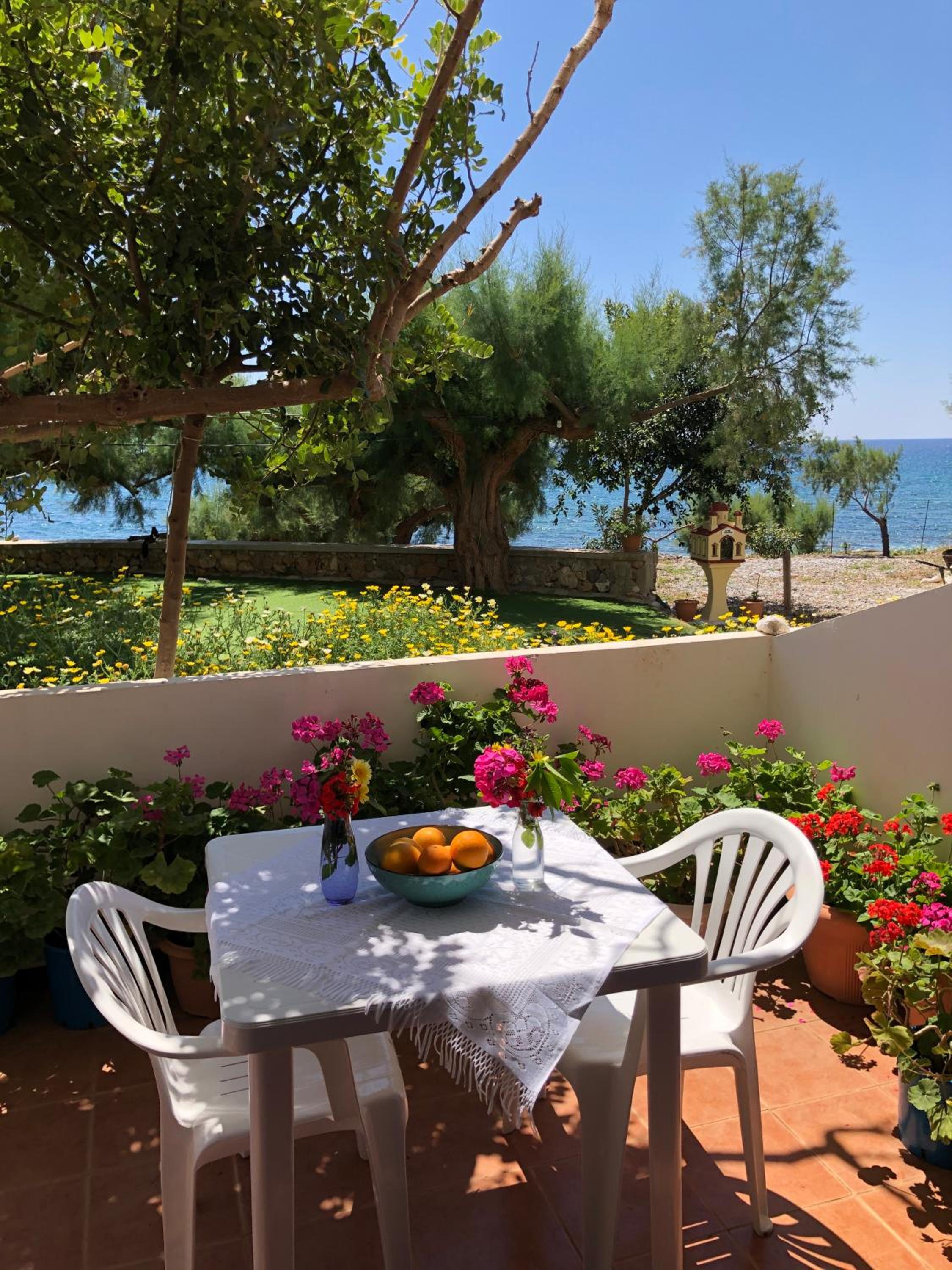 Deluxe Double Room with Balcony and Sea View photo 2