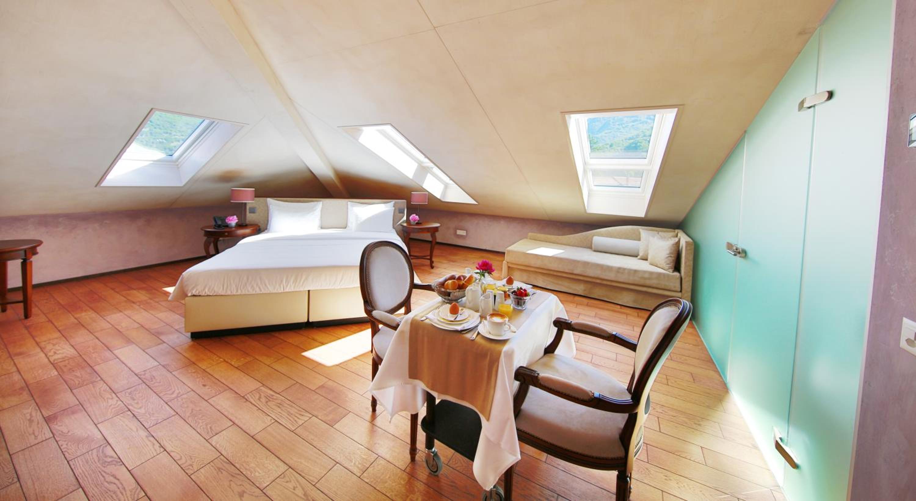 Tower Suite - Photo 1