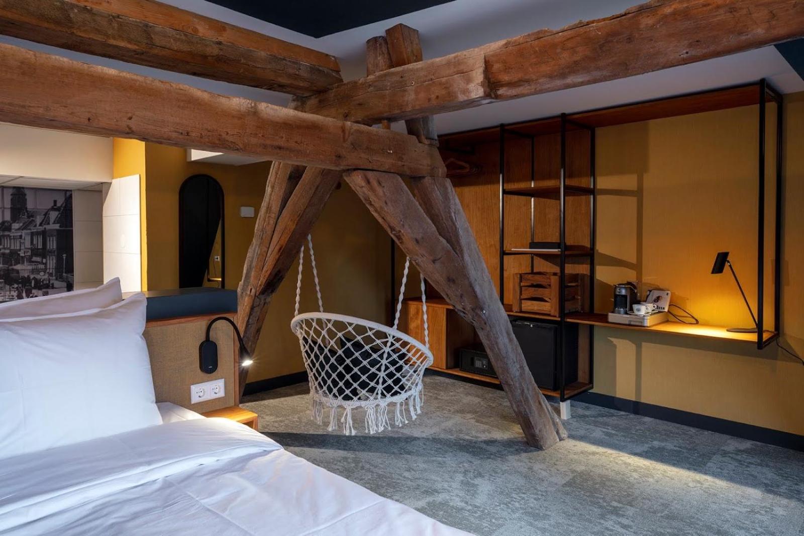 Deluxe Suite - Photo 8