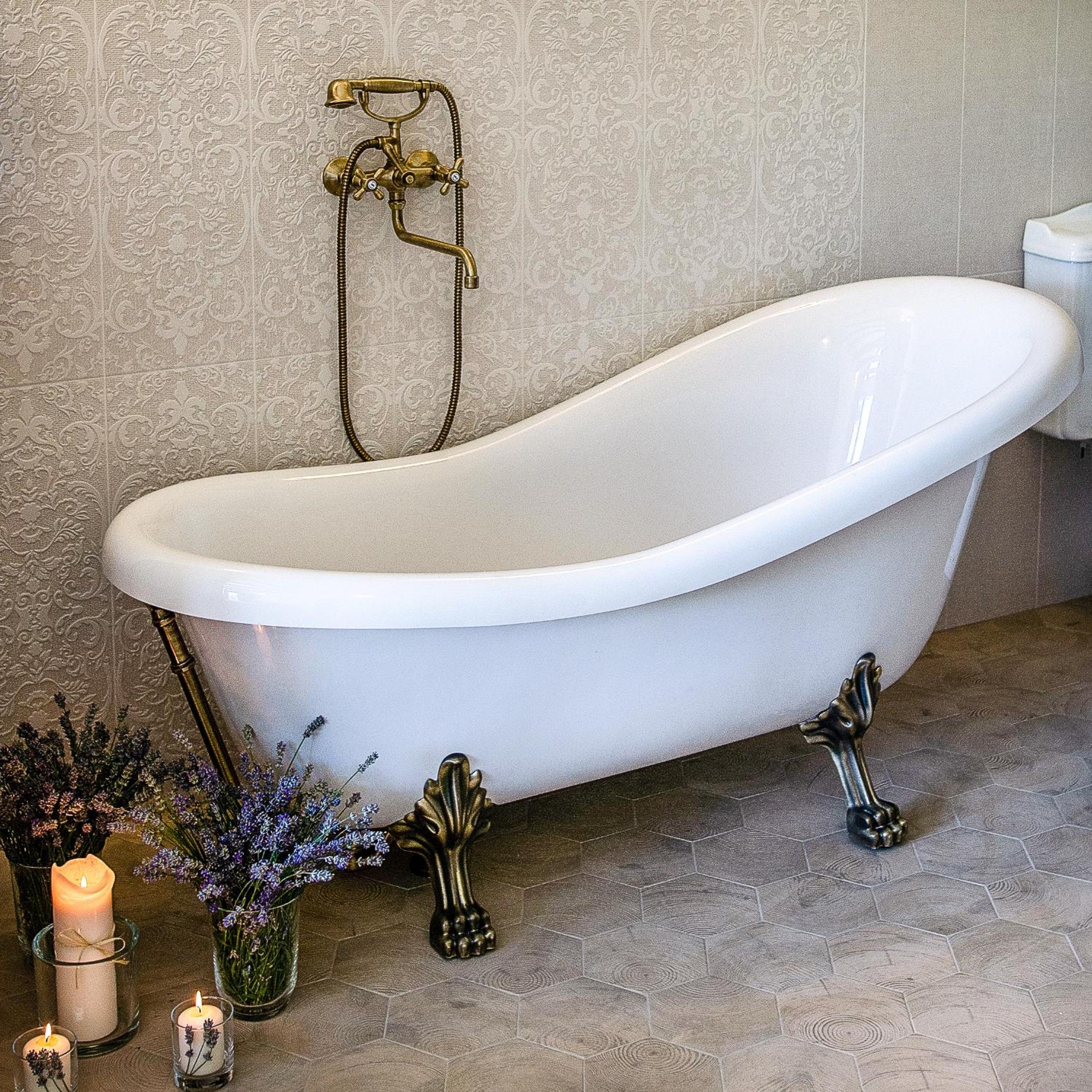 Deluxe Double Room with Bath - Photo 3
