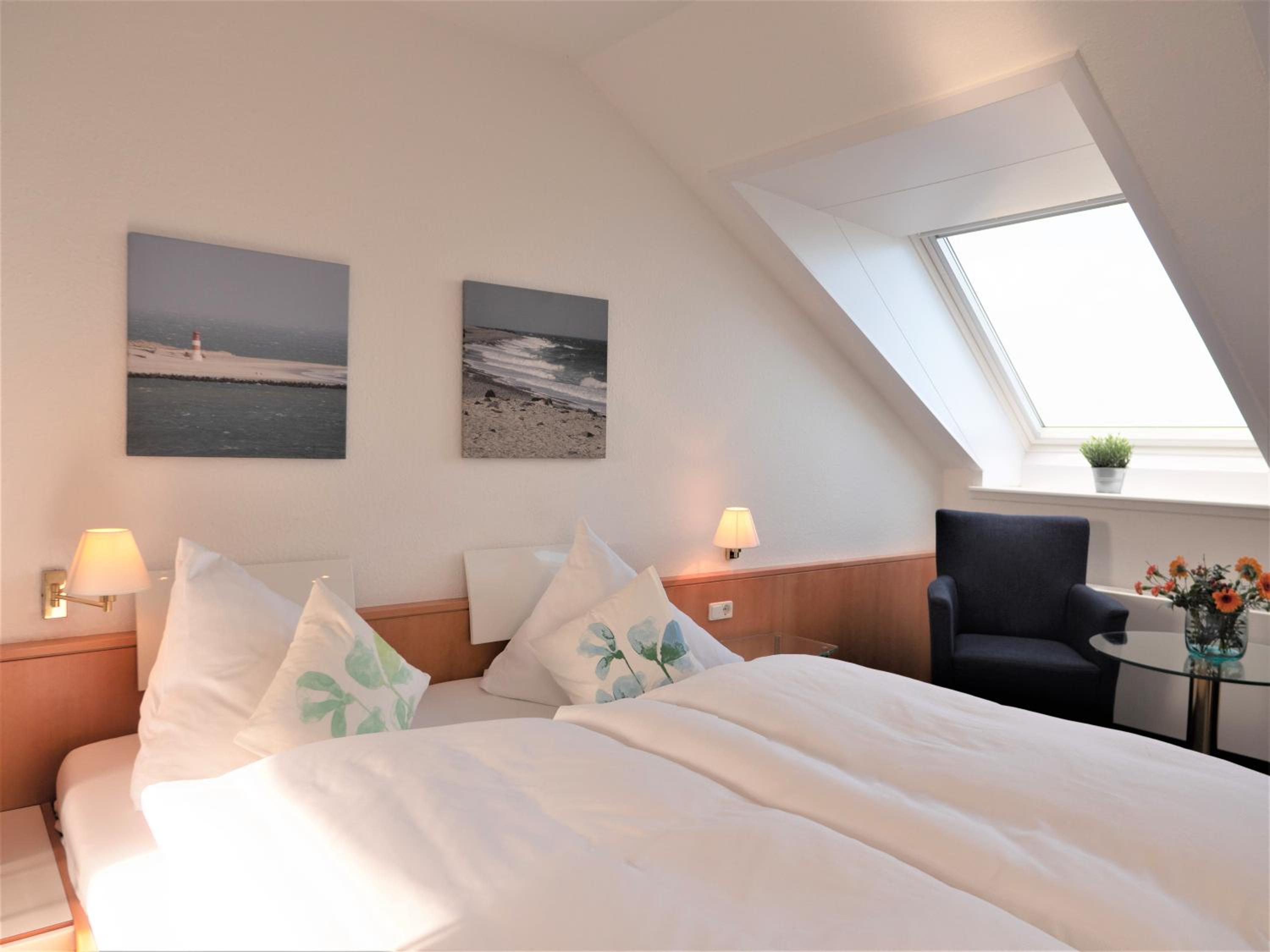 Double Room with Lake View photo 3