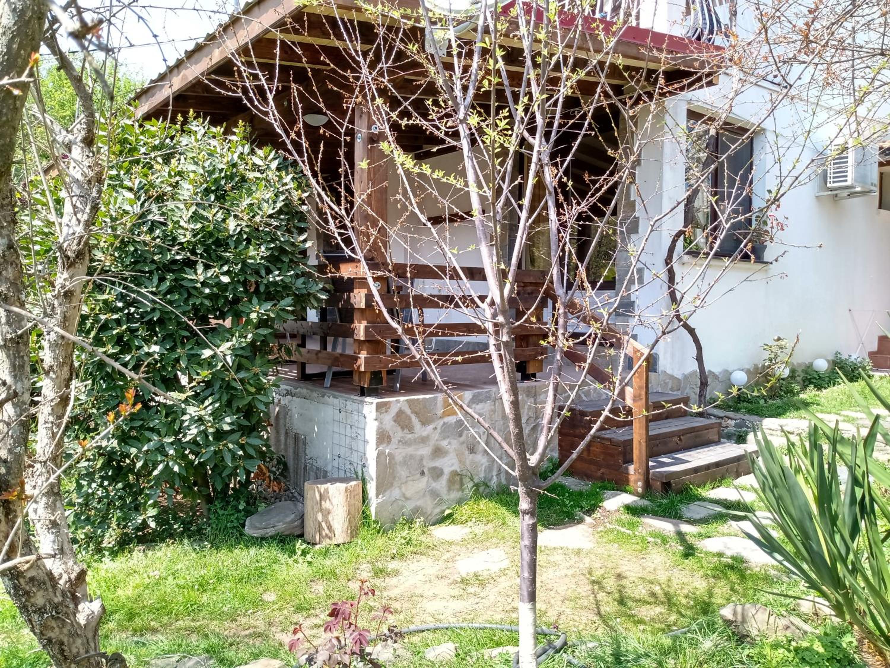 Studio with Balcony (3 Adults) photo 2