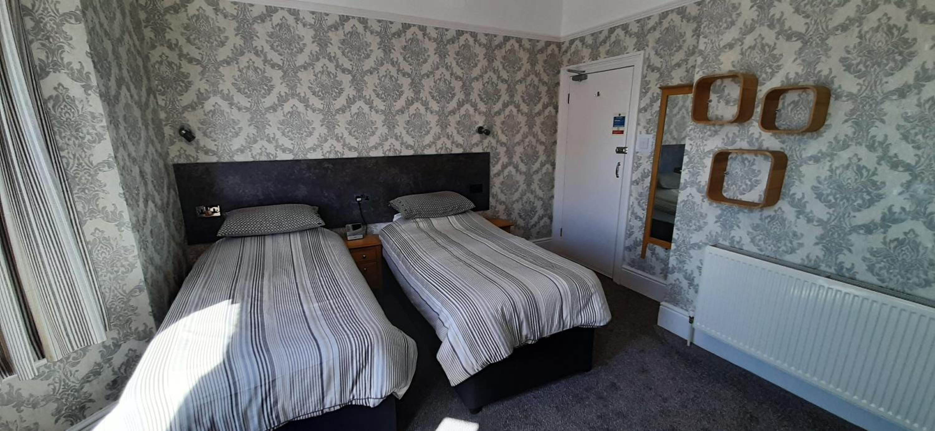 Superior Double or Twin Room photo 2