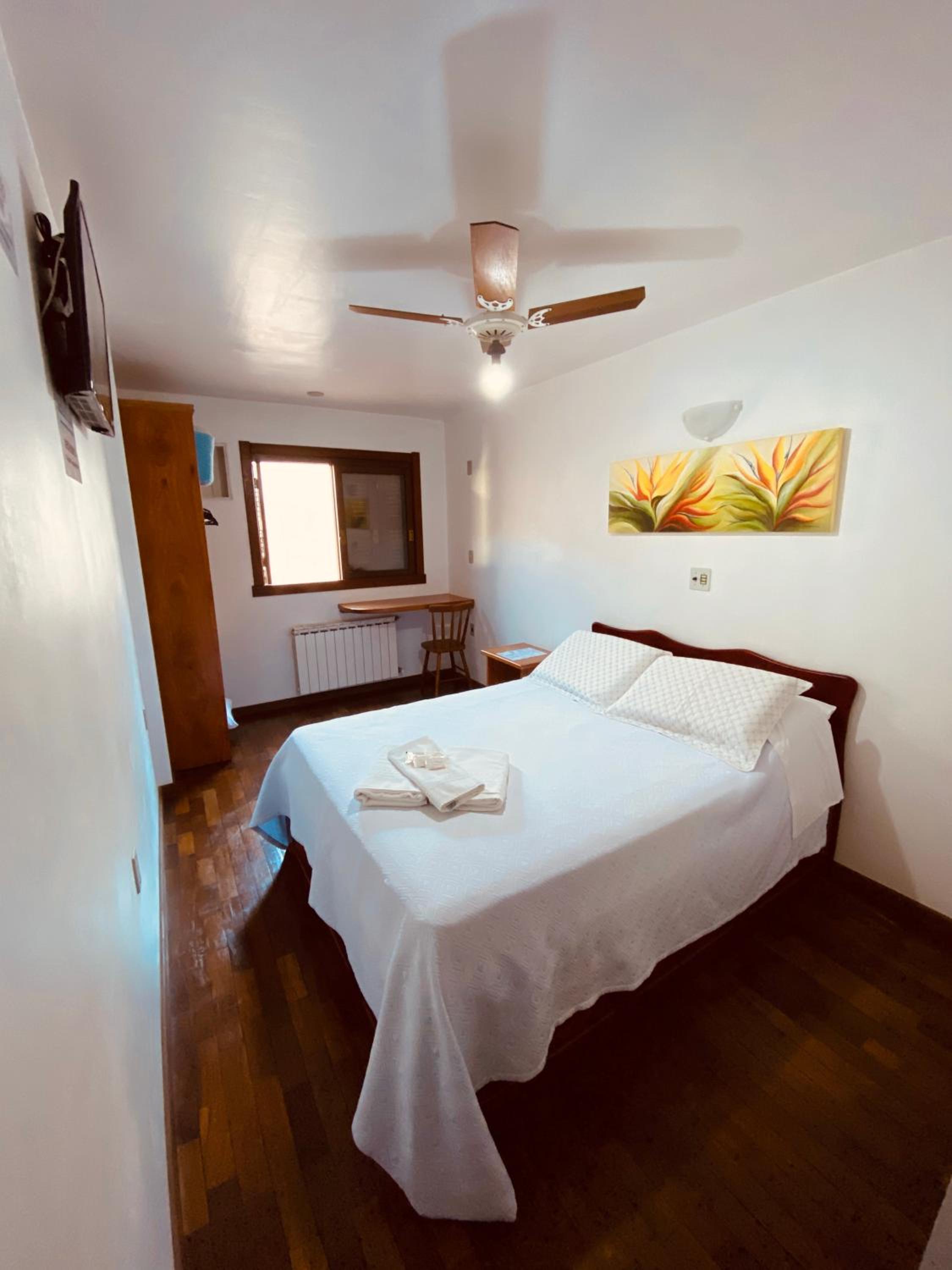 Standard Double Room - Photo 1