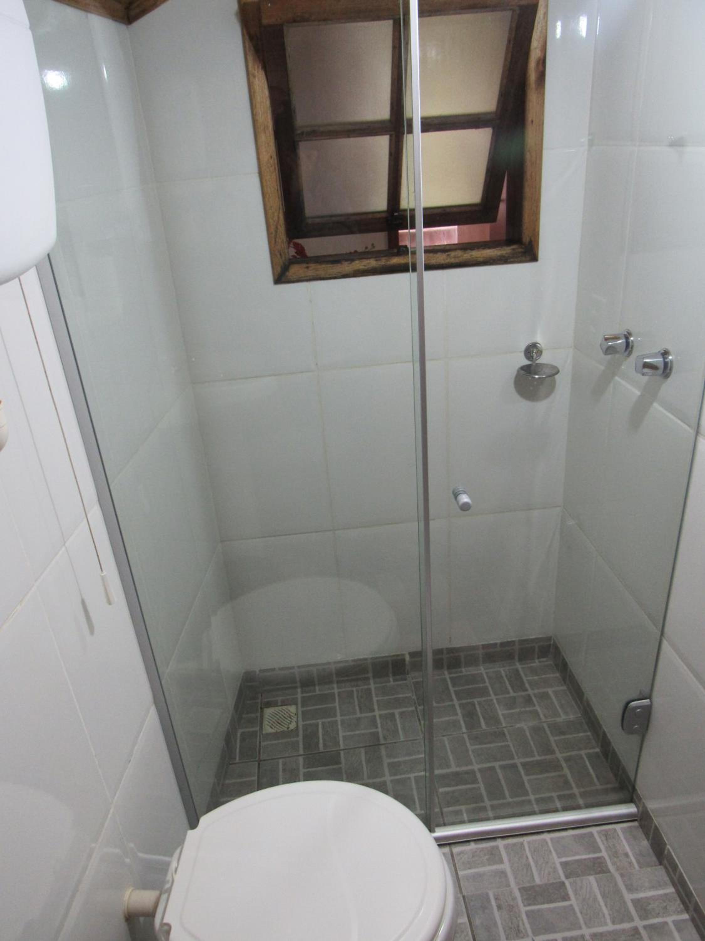 Classic Quadruple Room - Photo 9