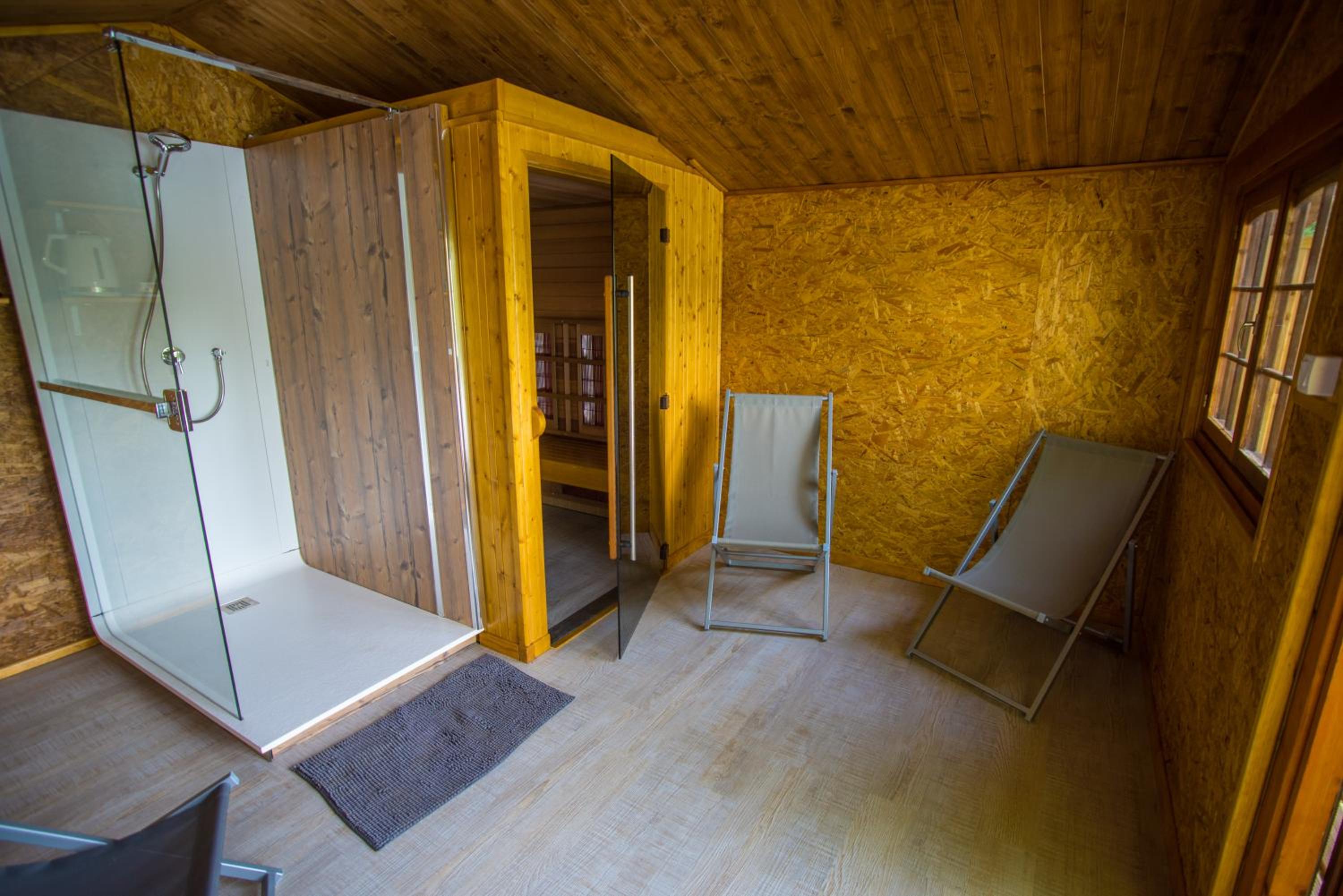 Superior Chalet - Photo 18