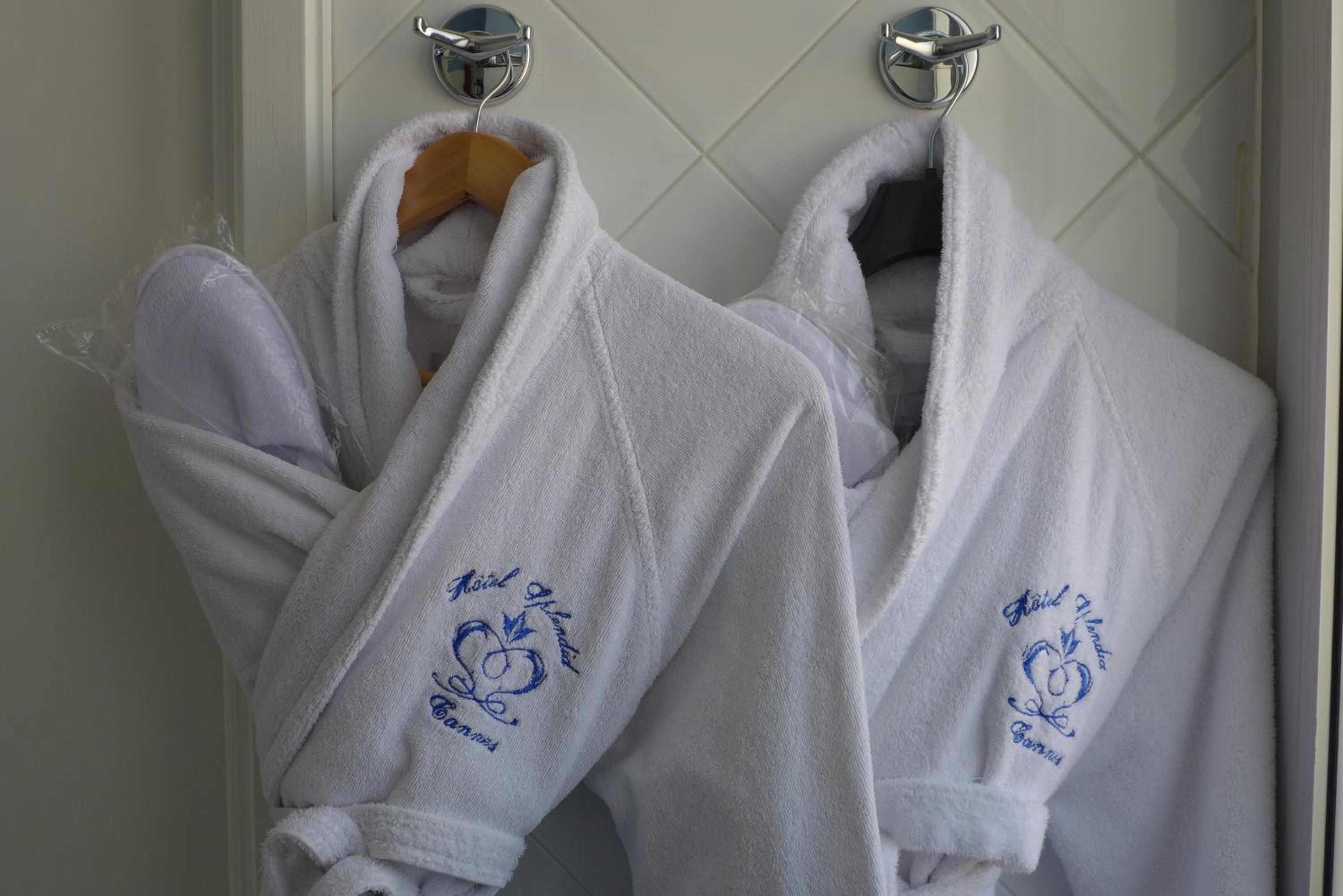 Privilege Double or Twin Room with Sea View thumbnail 5