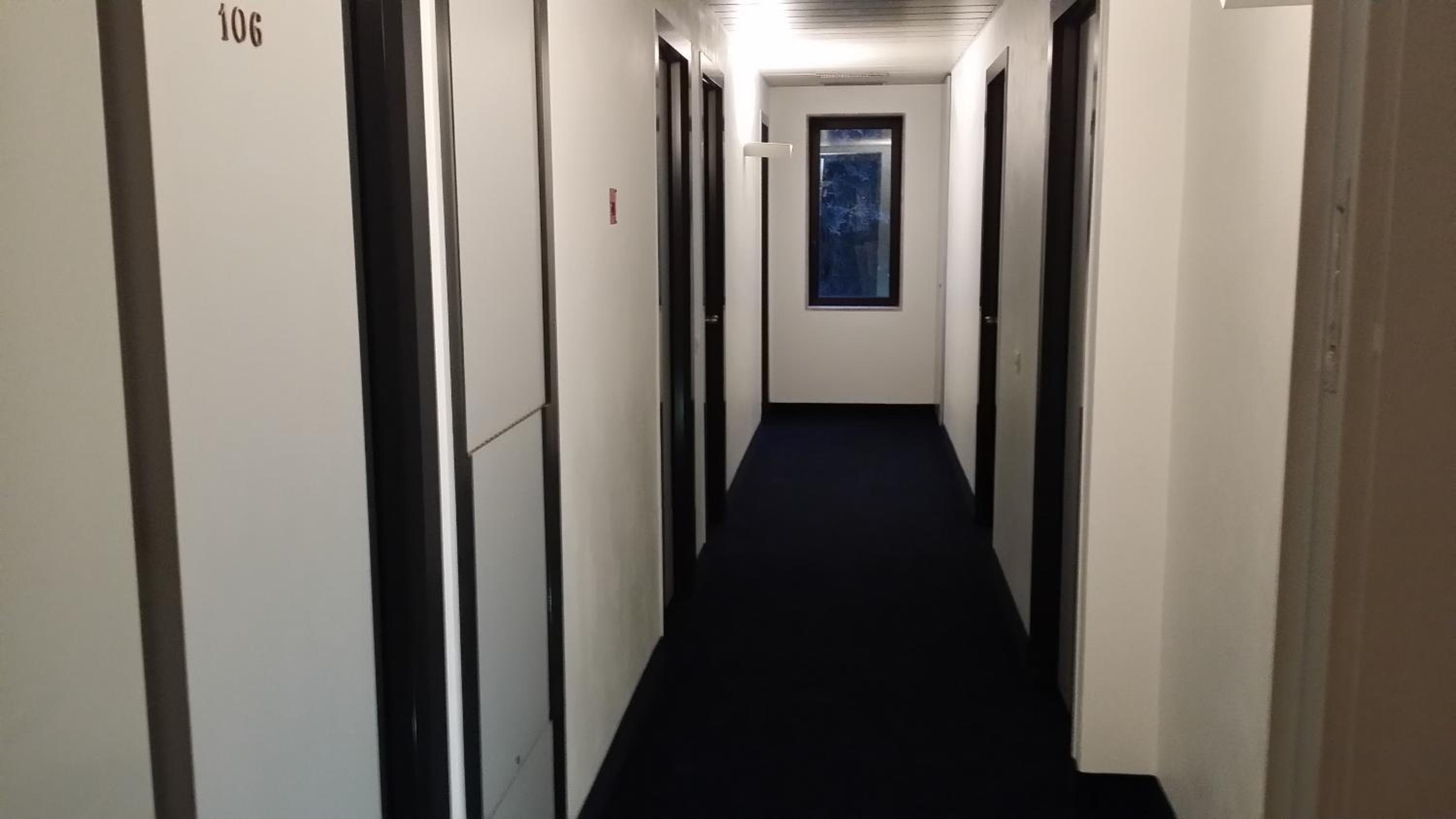 Double or Twin Room - Photo 8