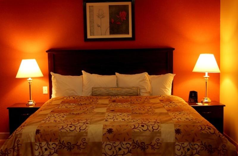 King Room - Disability Access/Non-Smoking - Photo 8