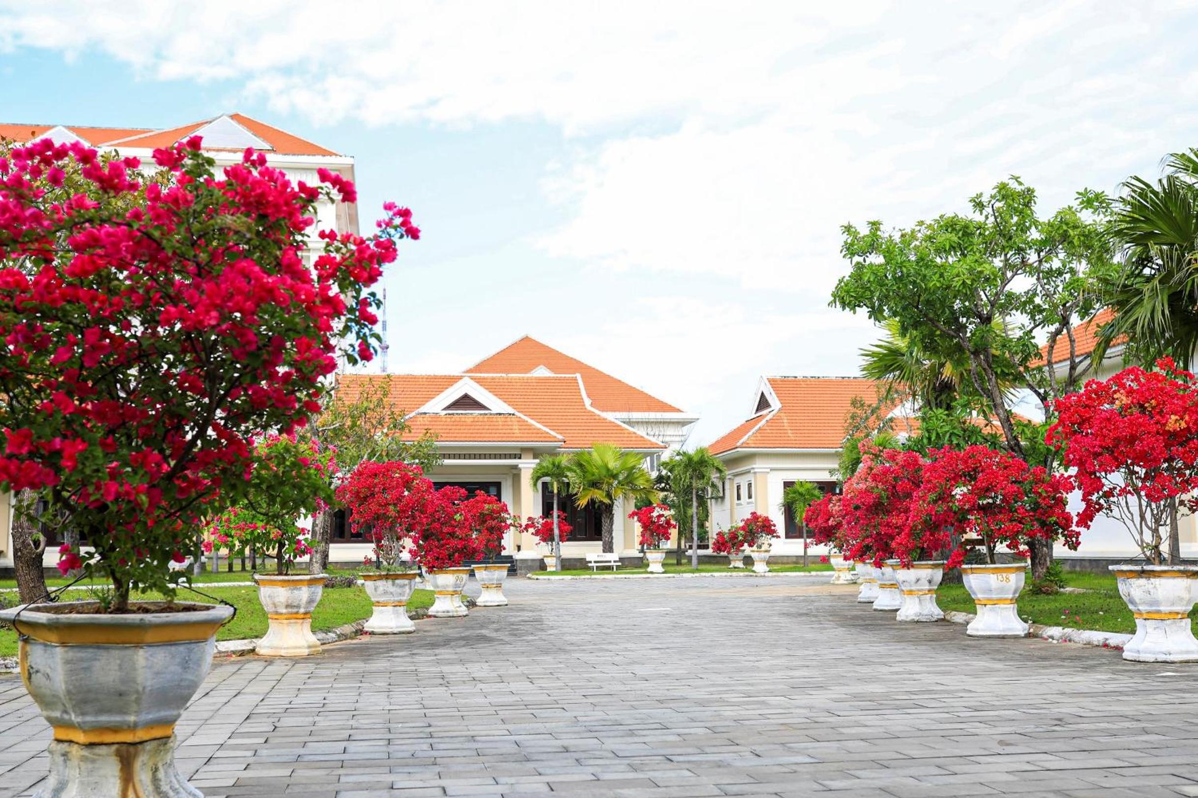 Villa - Photo 3