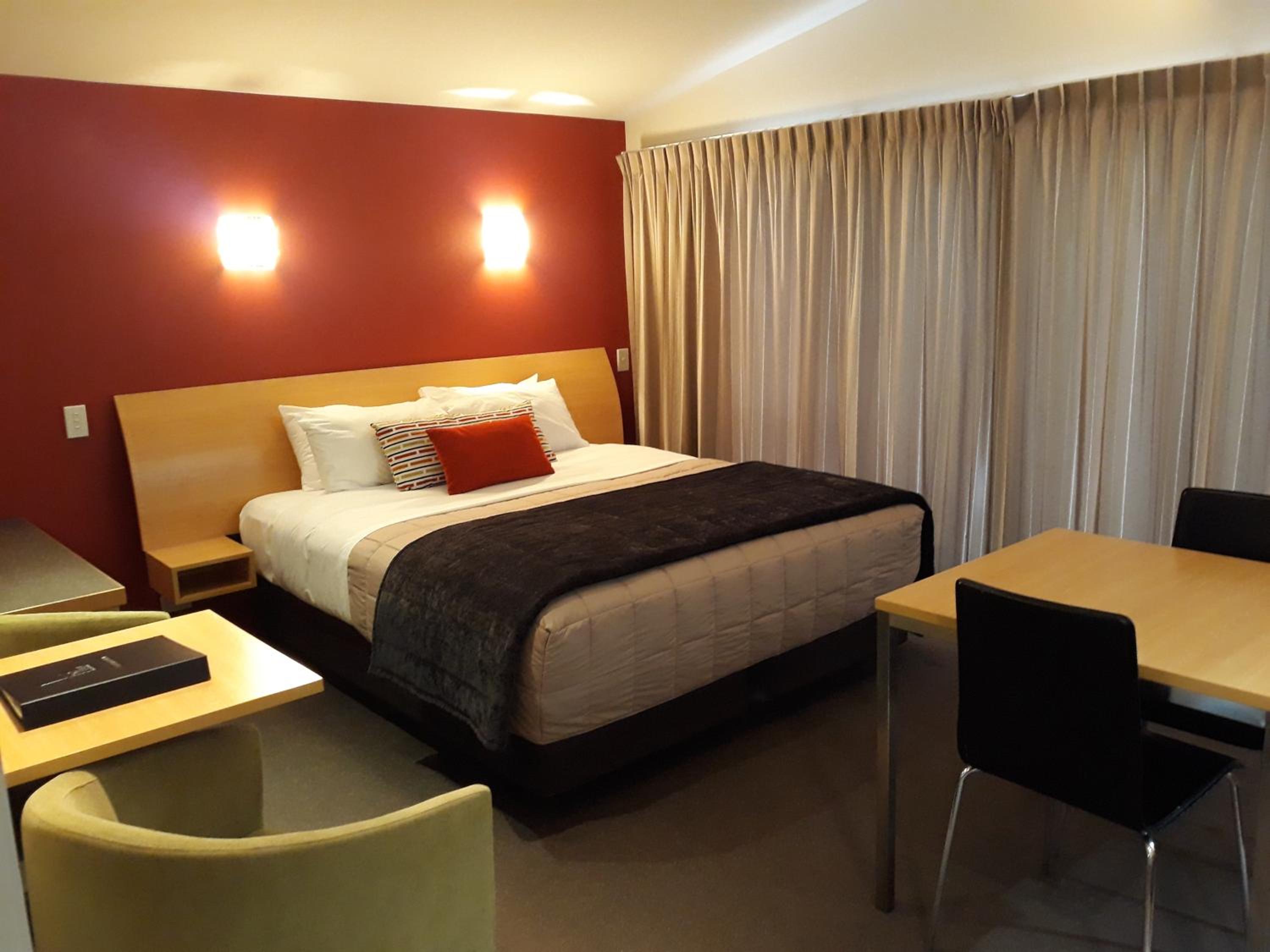 One-Bedroom Suite photo 2