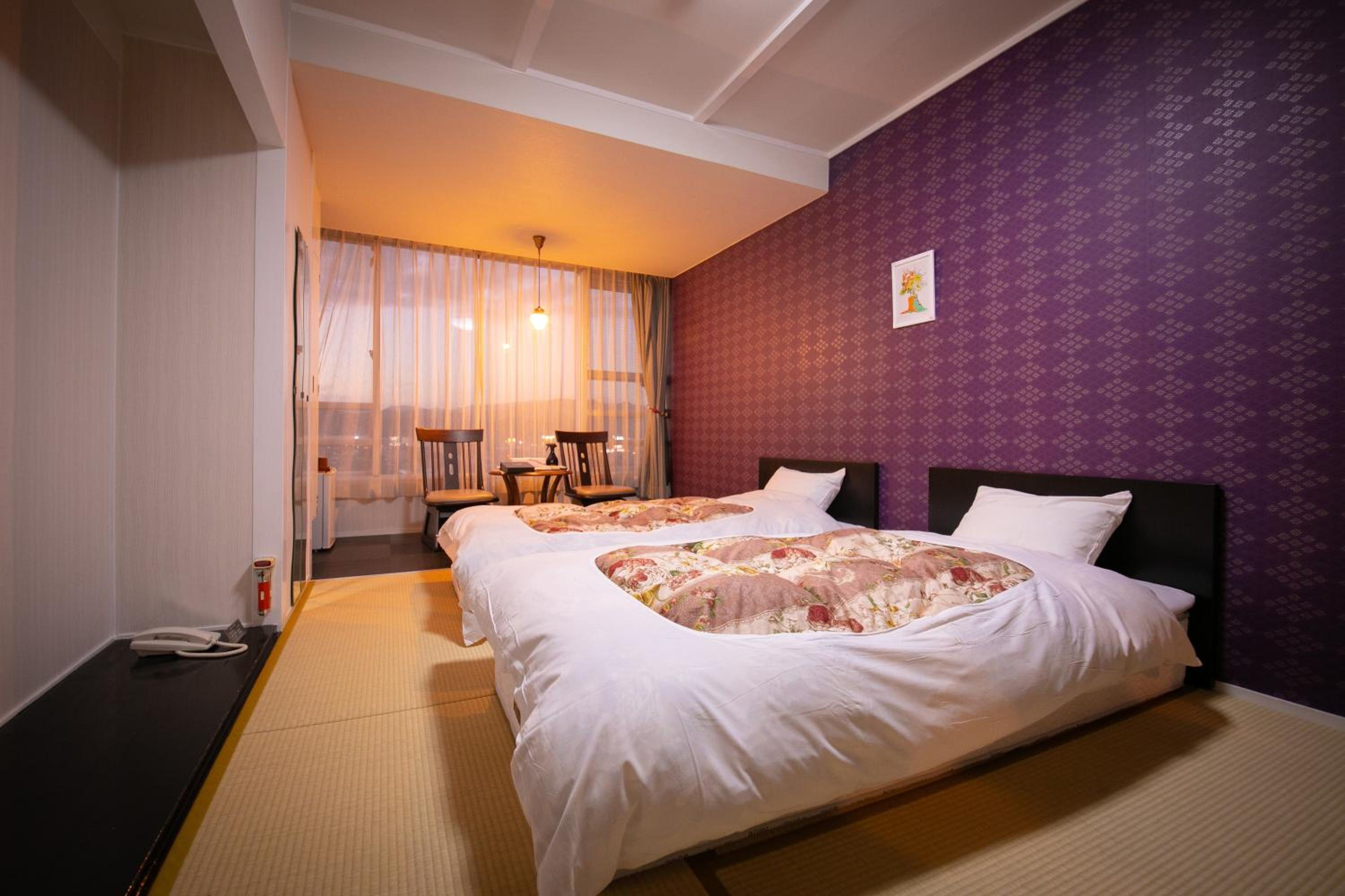 Twin Room - Photo 1