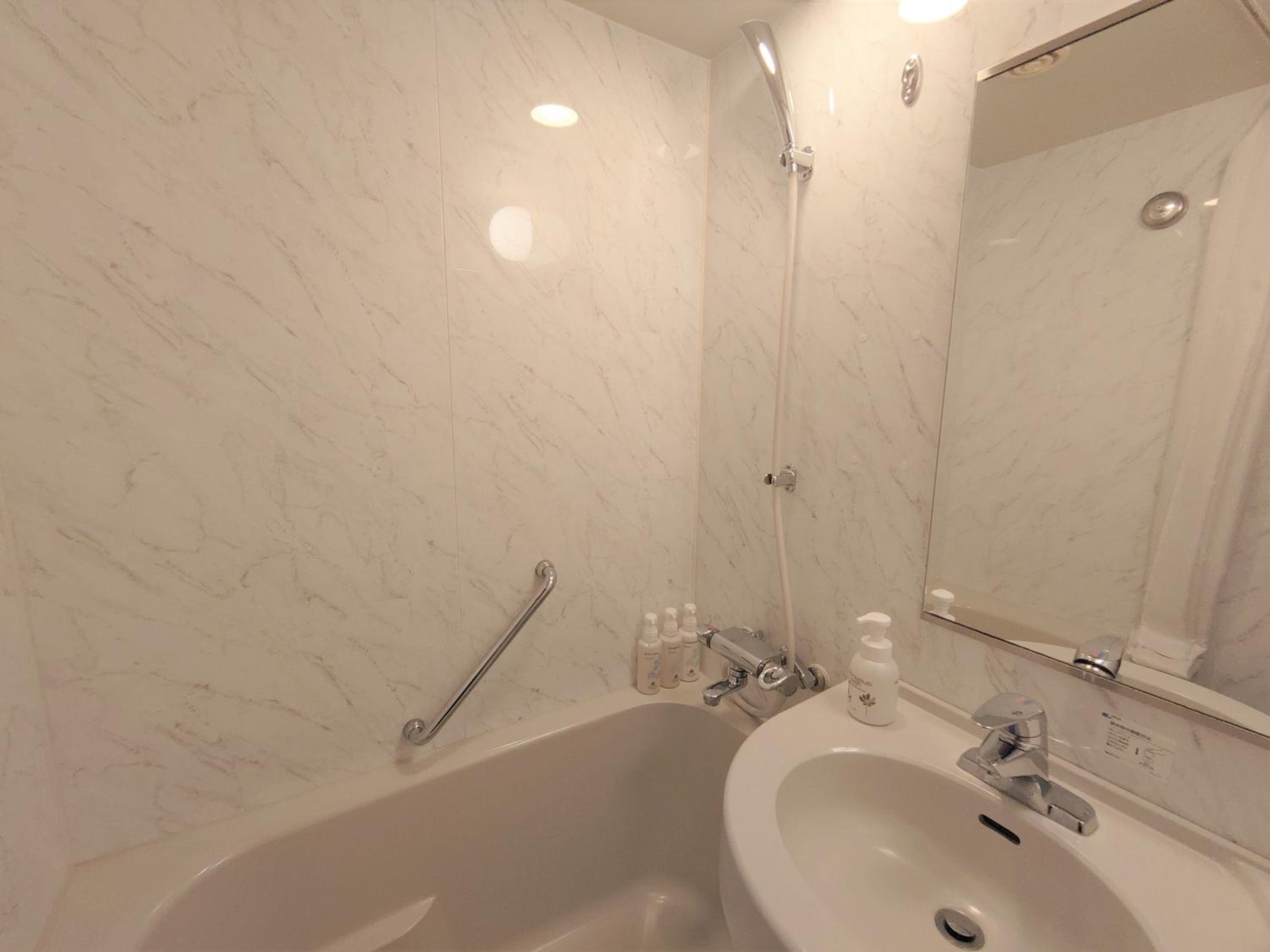 Moderate Double Room with Small Double Bed - Non-Smoking - Photo 4